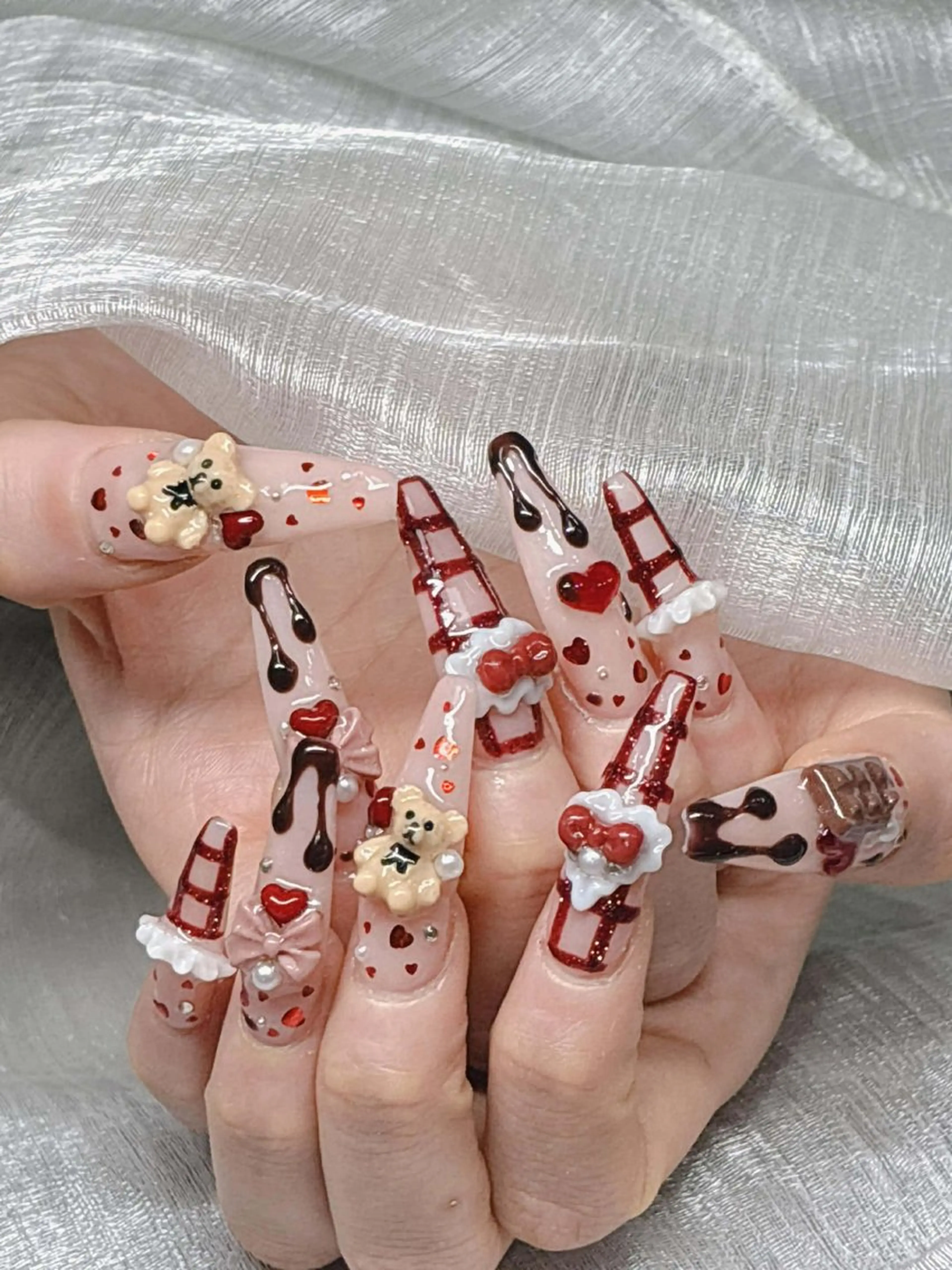 ネイル ハンドネイル Lee Nailsのネイルデザイン