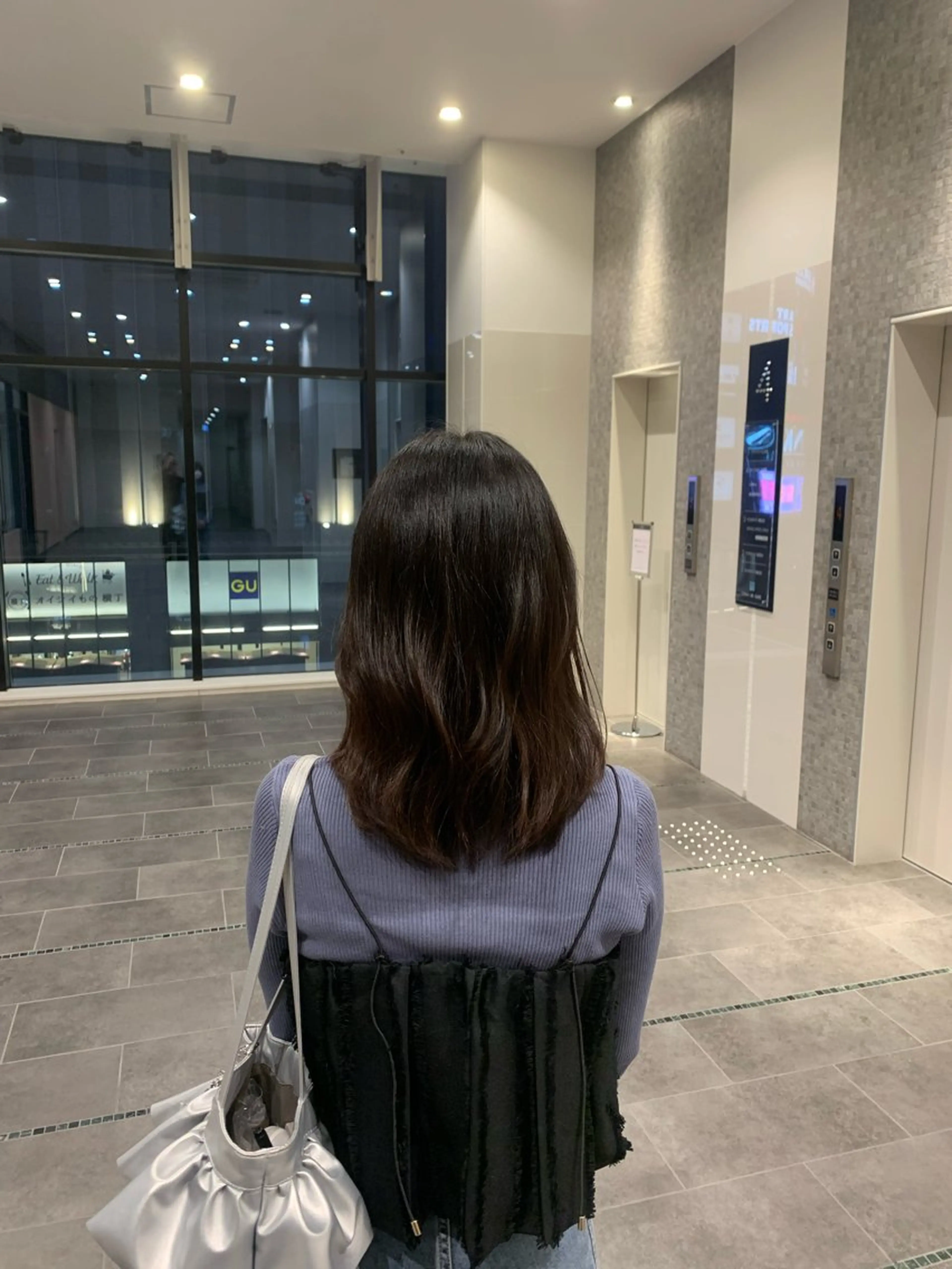 ミディアム 梅田美容室　山本 歩夢のヘアスタイル