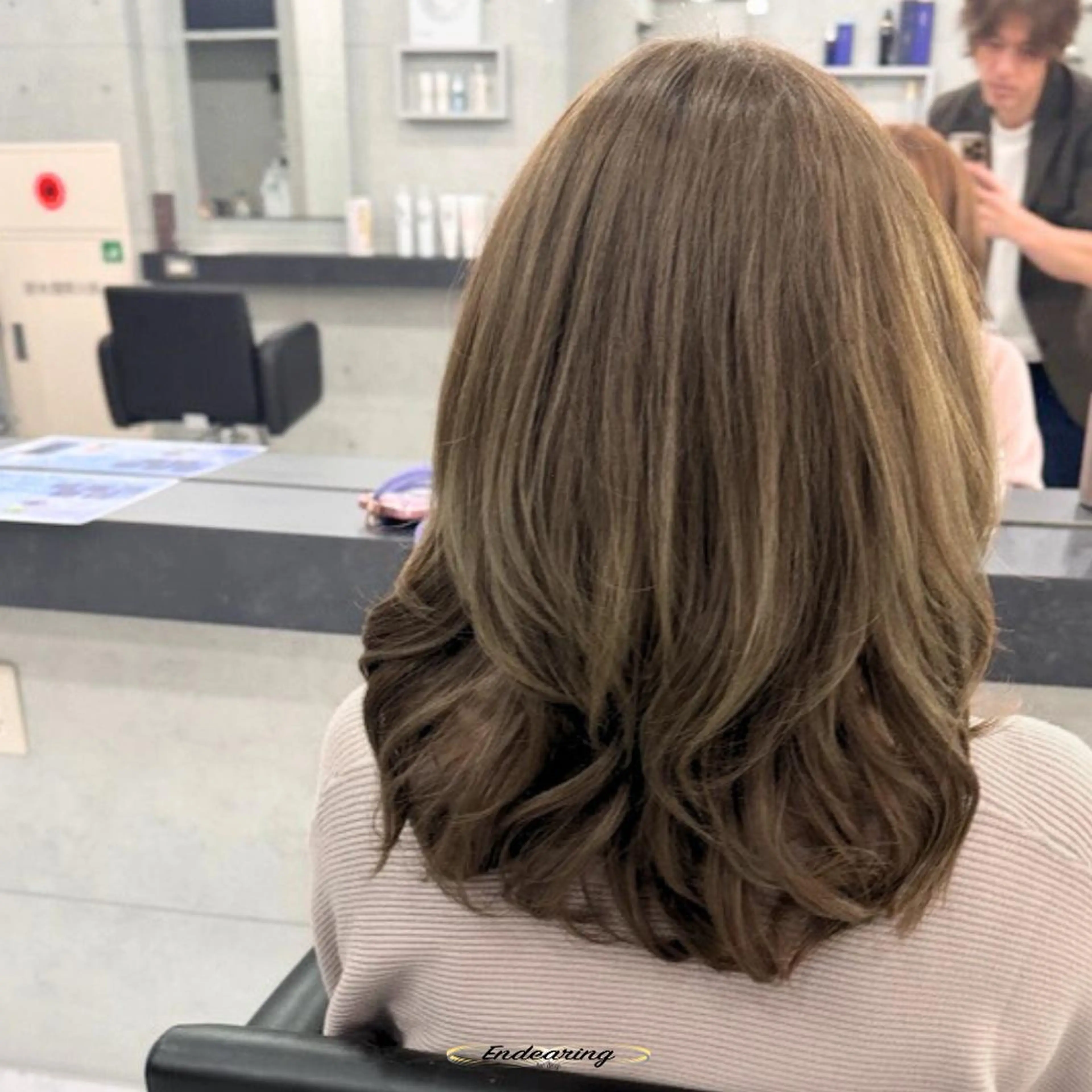 カラー ベージュカラー 透明感カラー オリーブベージュ カット ヘアカラー Endearing 銀座/レイヤーカットのヘアスタイル