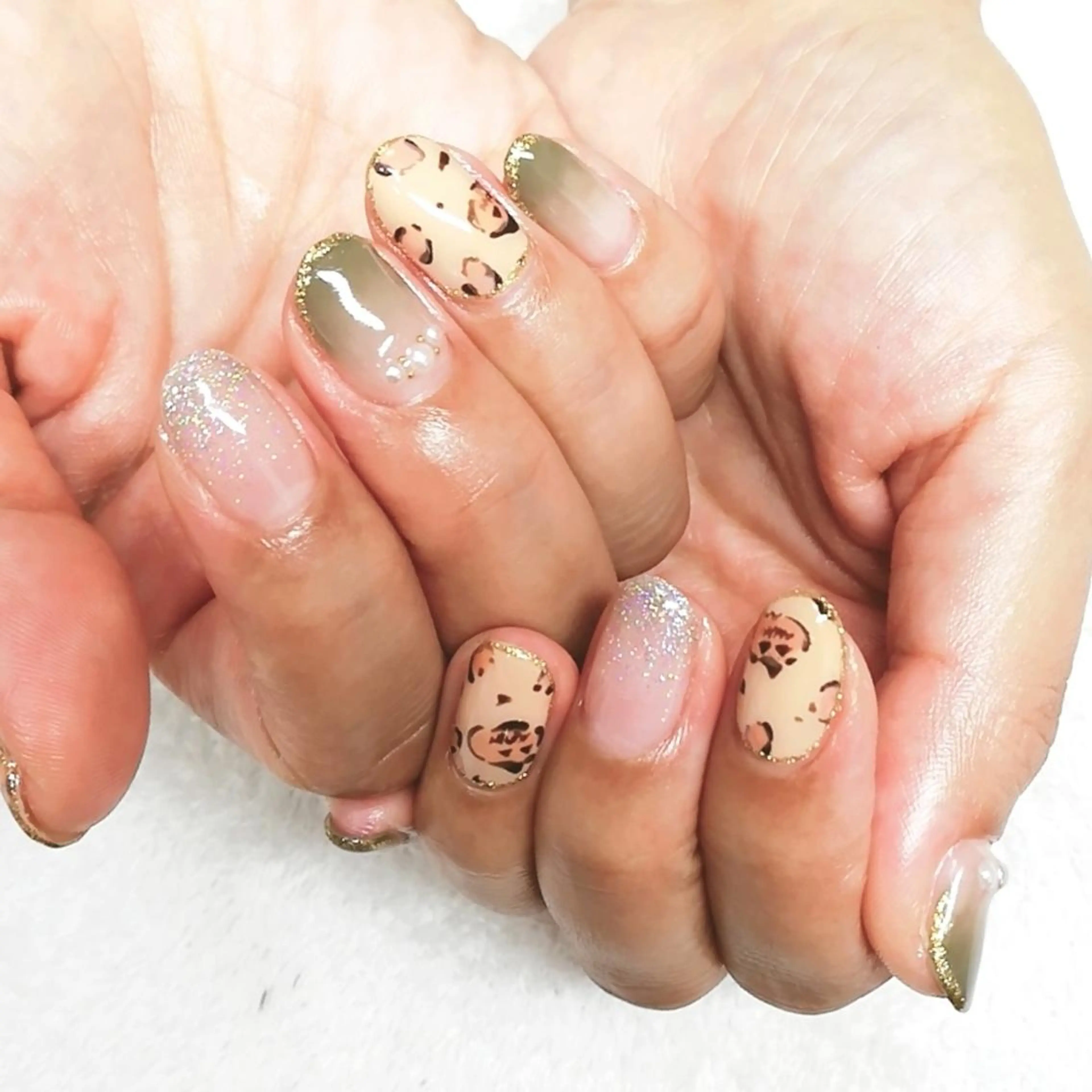 ネイル ハンドネイル 柴崎 美幸のネイルデザイン