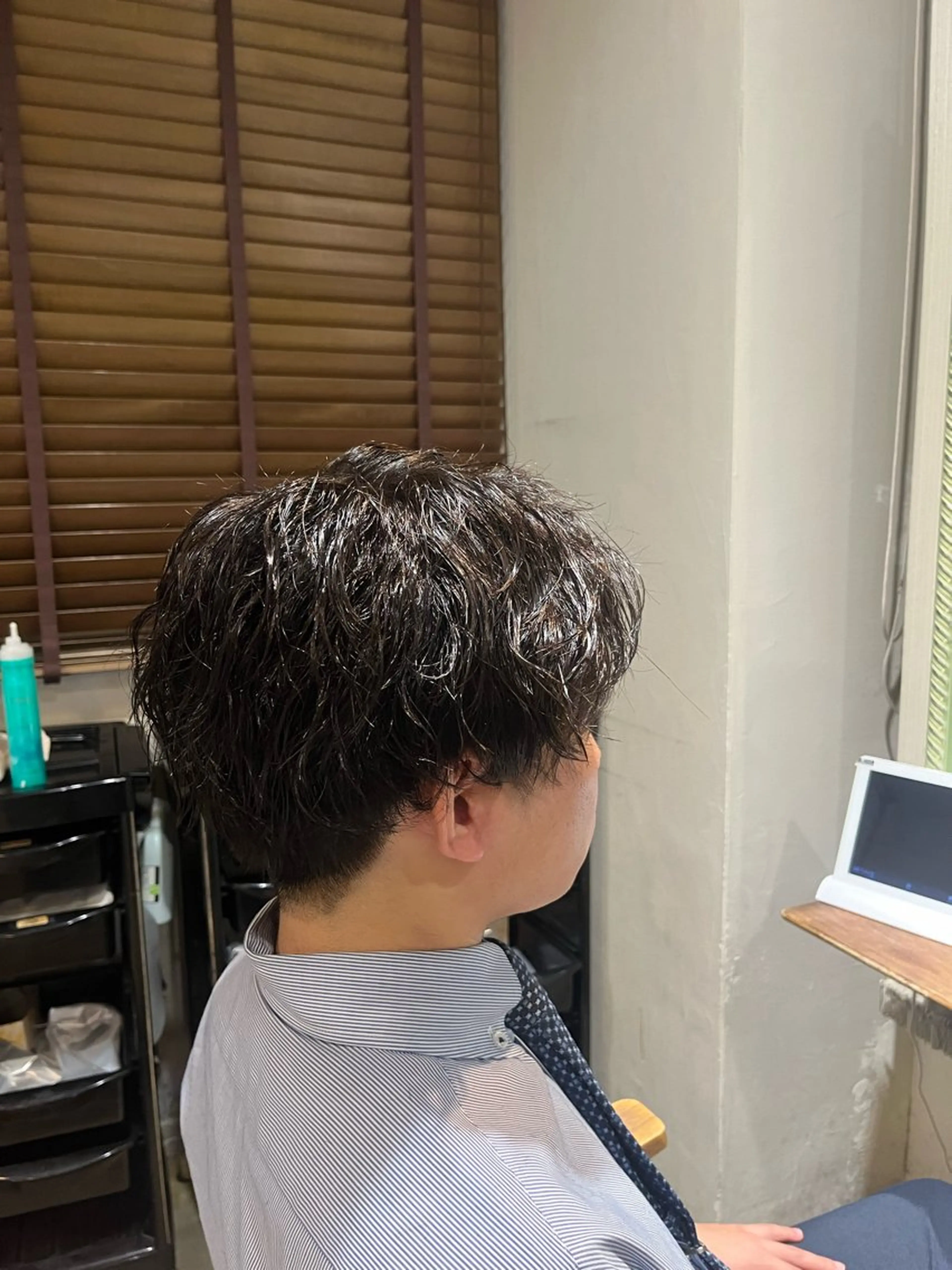 ショート パーマ みわ/博多 ブリーチ/メンズヘアのヘアスタイル