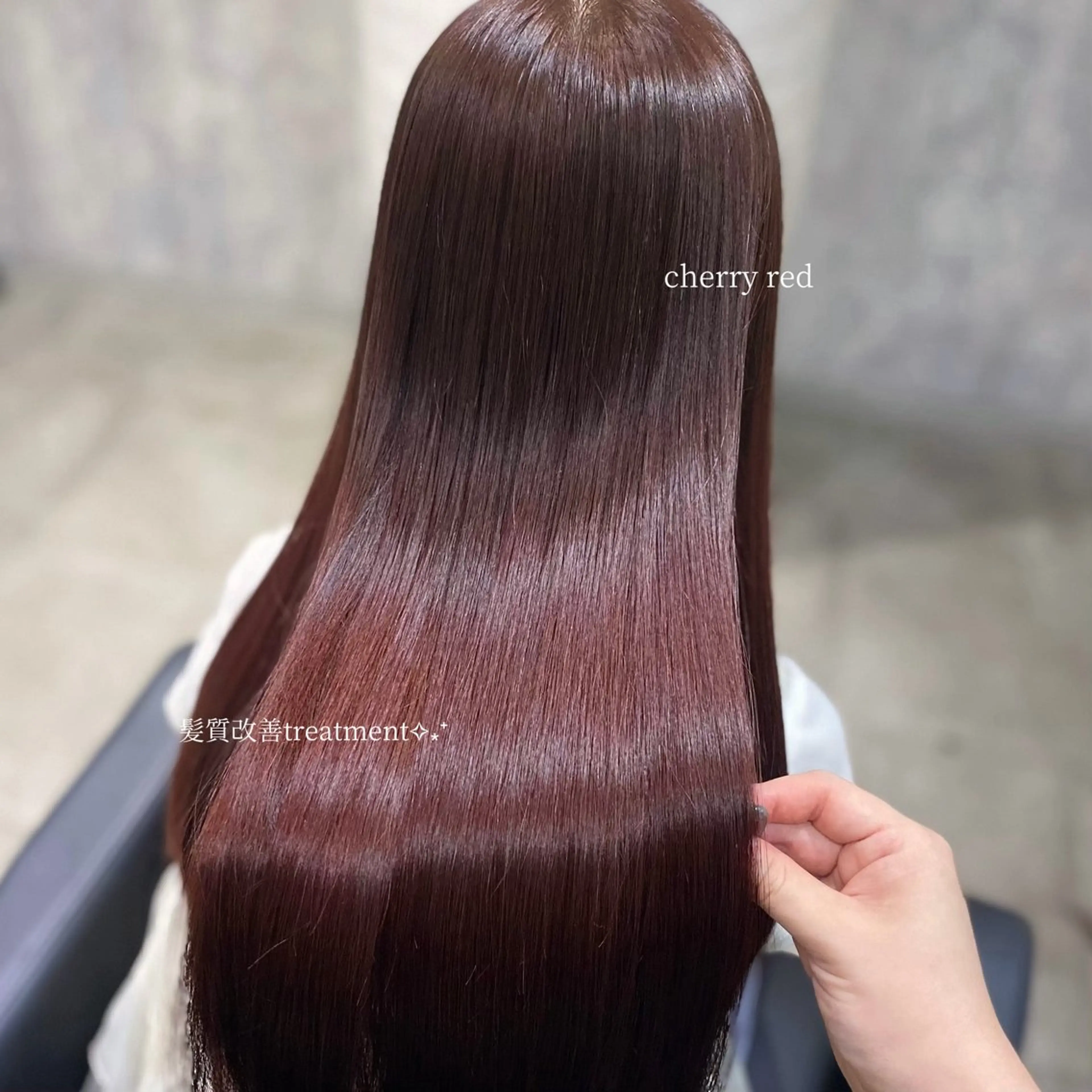 ロング カラー ボルドーカラー 透明感カラー レッドカラー カット ヘアカラー トリートメント shiori/透明感 /顔周り/髪質改善のヘアスタイル