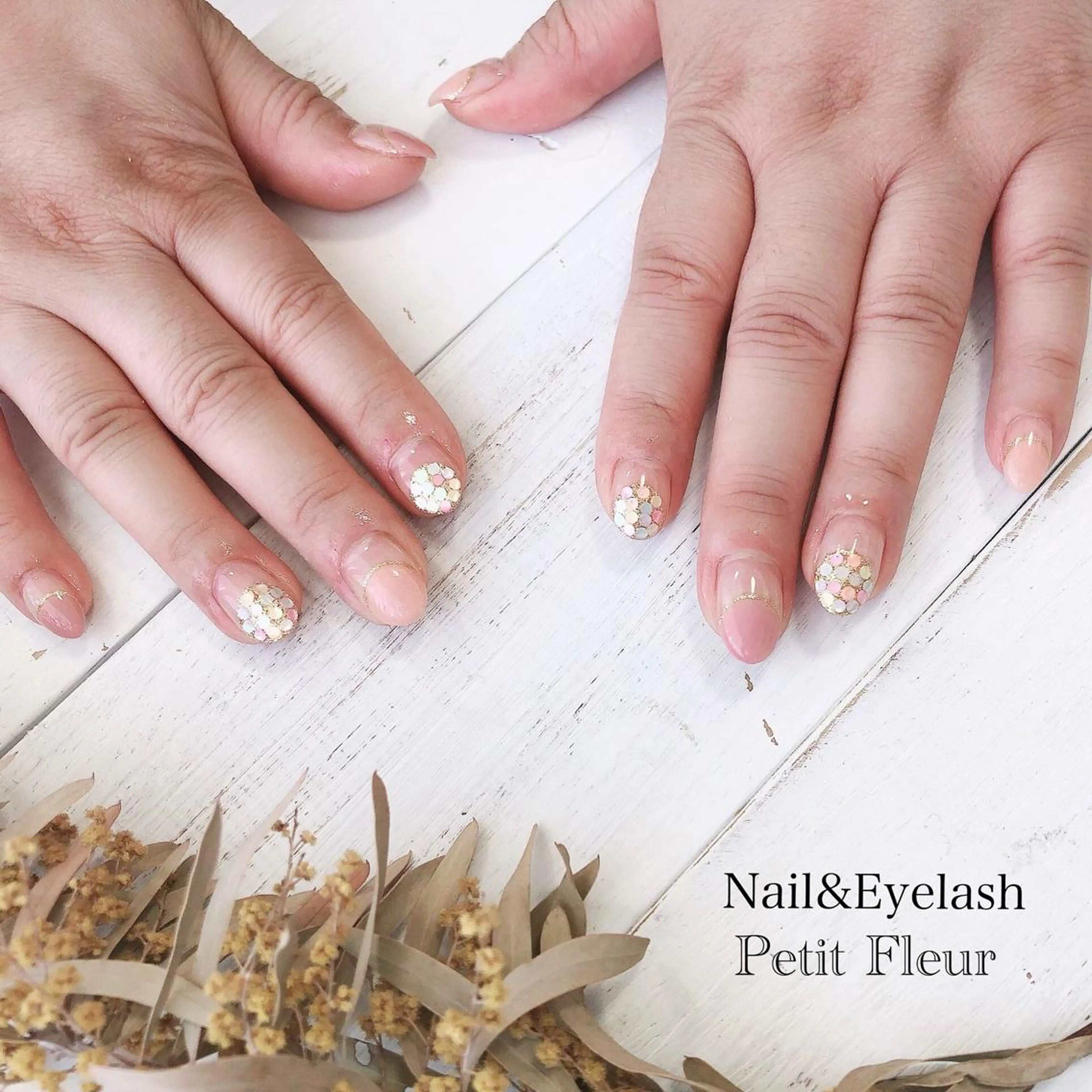 ネイル Petit Fleur所属・青柳 亜梨奈のマツエク・マツパデザイン