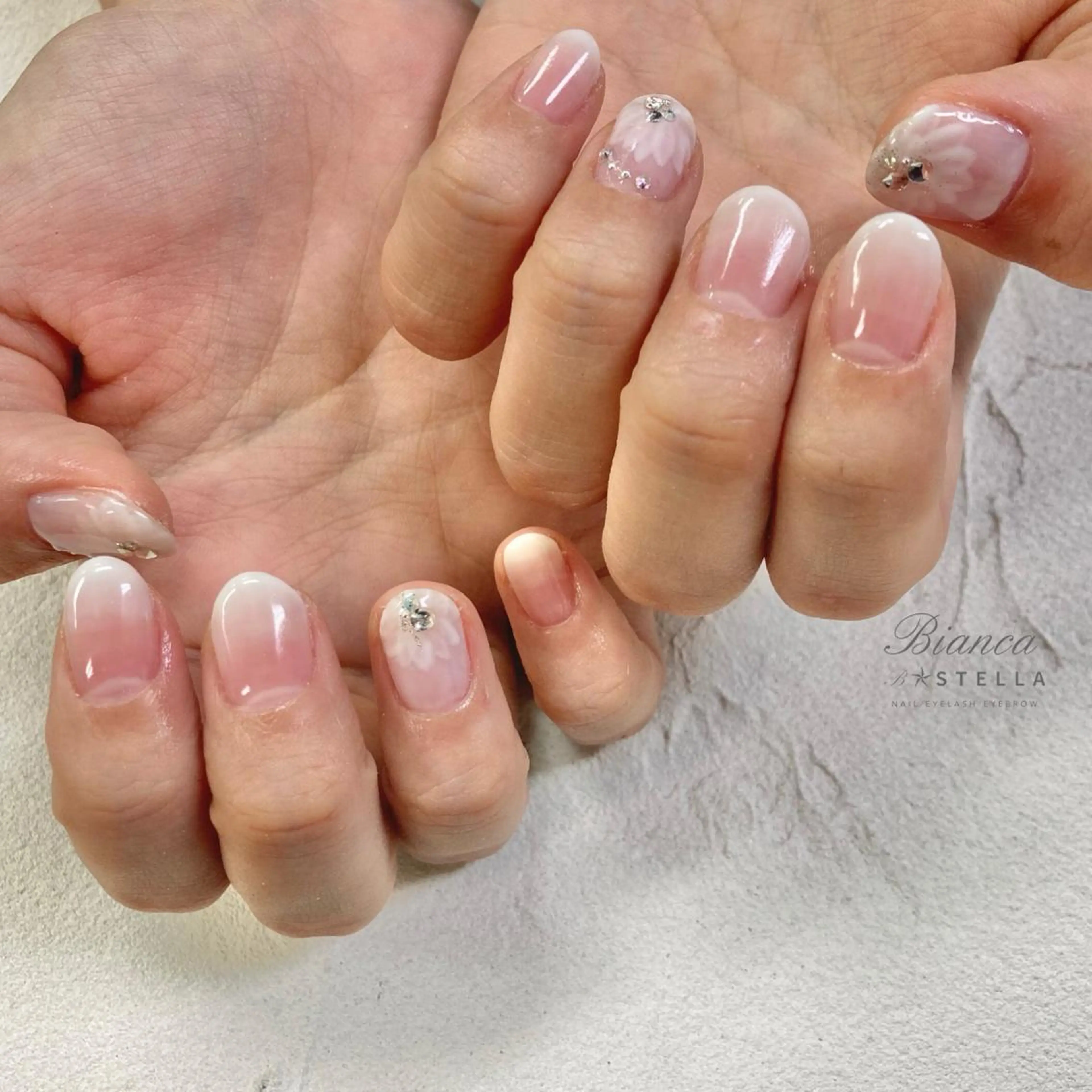 ネイル Mojyam nail所属・松本 実咲のネイルデザイン