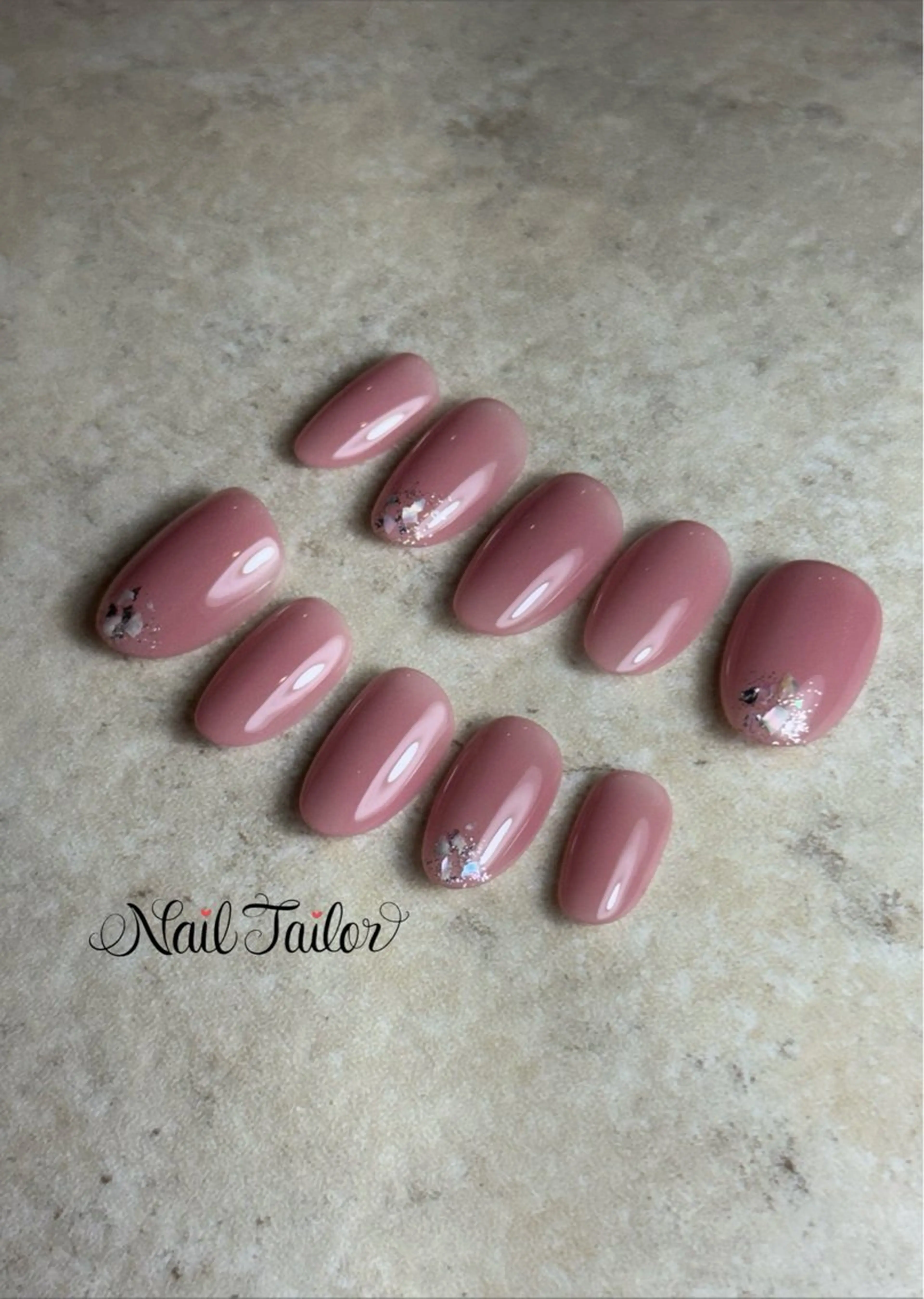 ネイル キラキラネイル ネイルチップ ブライダルネイル ハンドネイル 〜Nail Tailor〜　ネイルテイラー所属・NailTailor ネイルテイラーのネイルデザイン