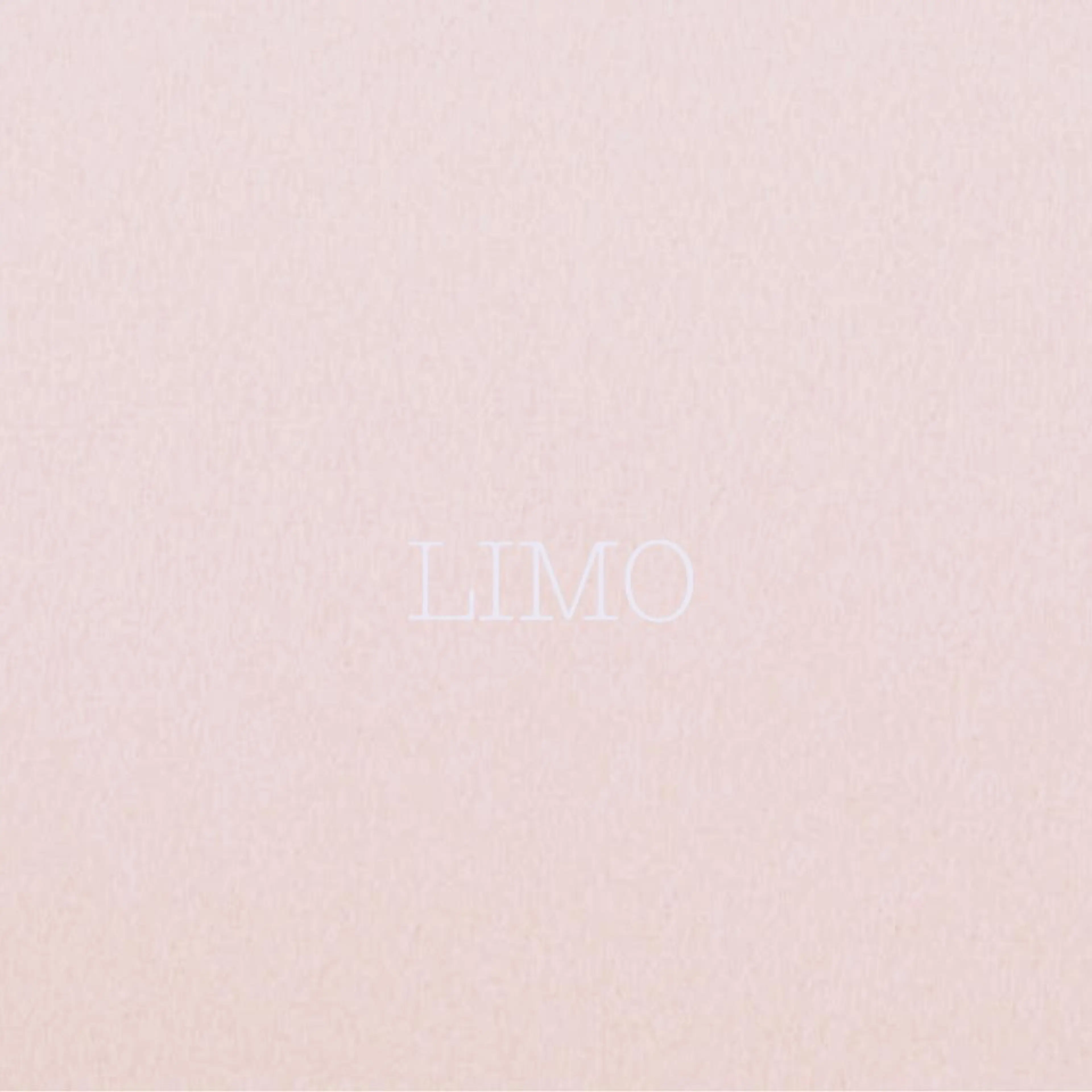 カット＋季節のAujuaトリートメント＋炭酸ケア　￥9900の写真