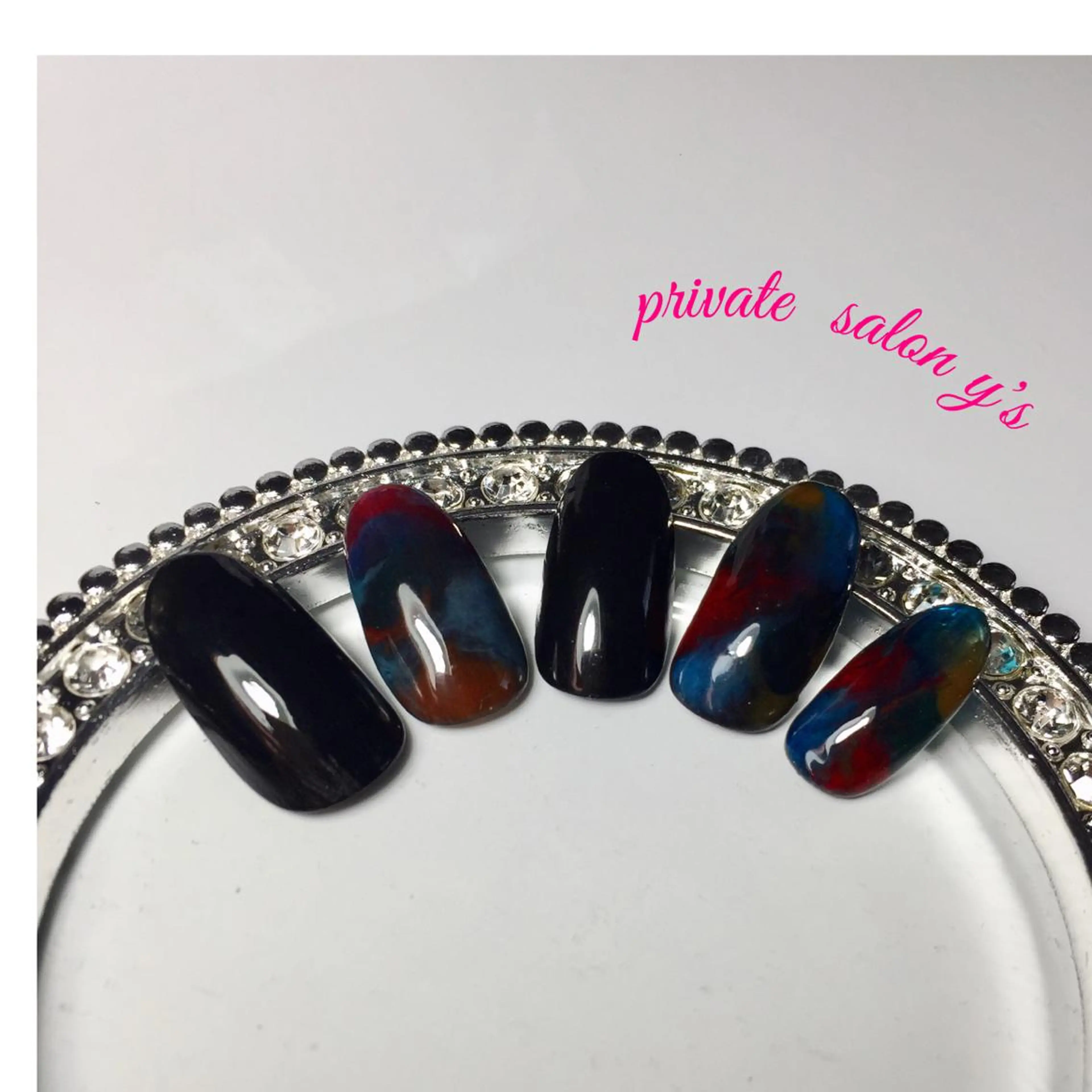 ネイル y' sのネイルデザイン