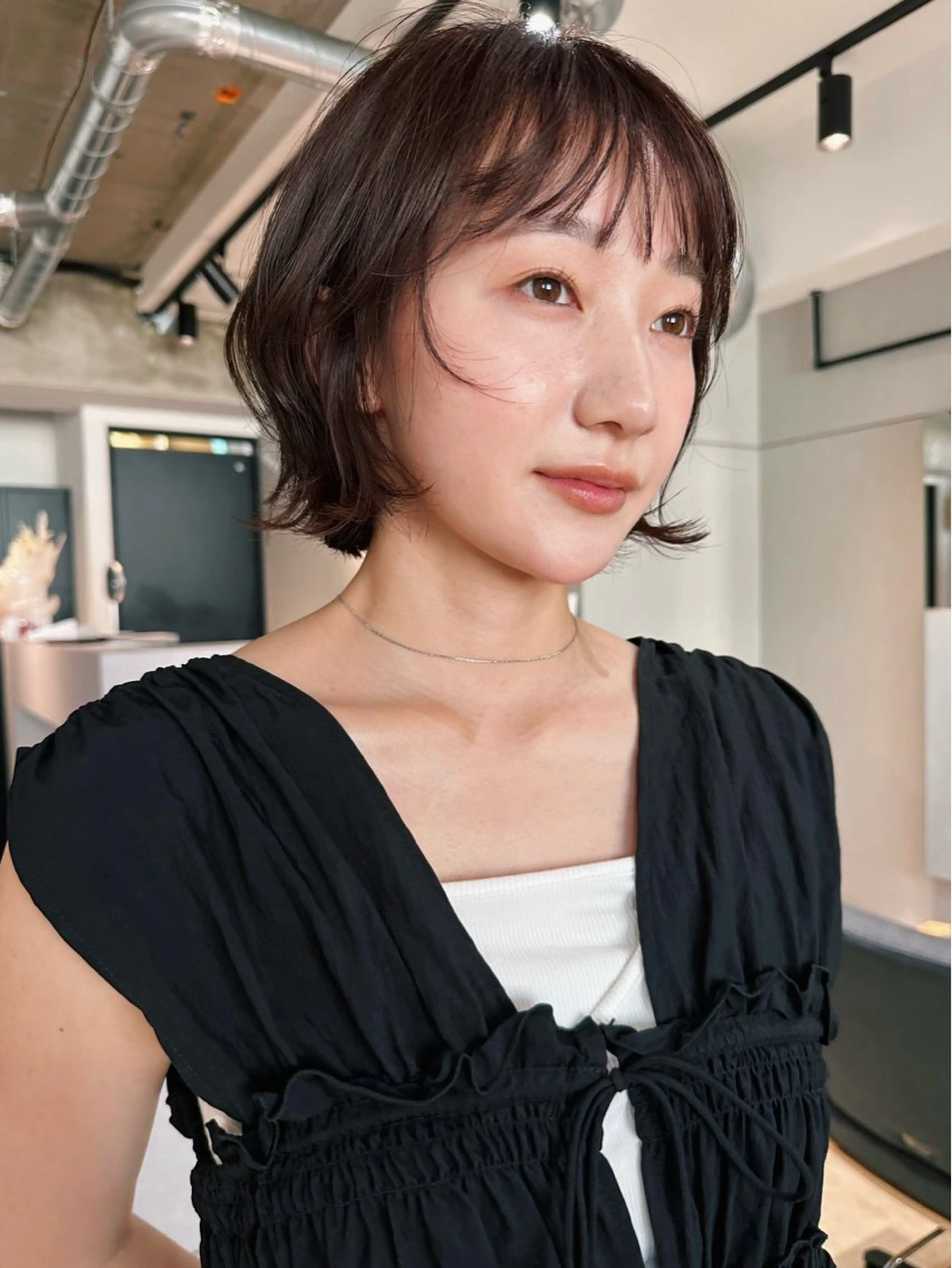 ショート カラー パーマ 🫧小顔×似合わせ× 透明感カラー🫧のヘアスタイル