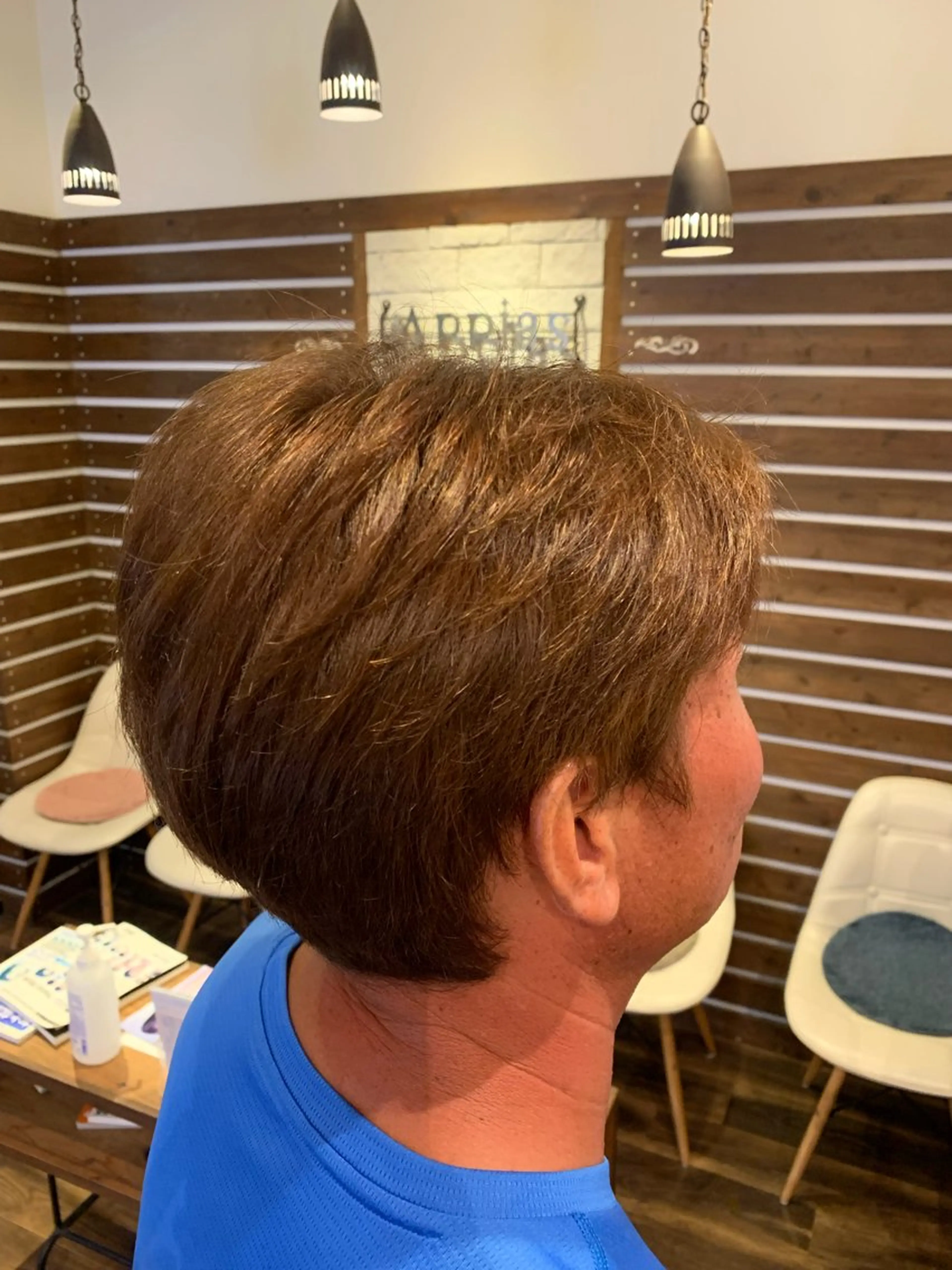 カラー ブリーチ ヘアカラー Appias海老名所属・三村 叶羽のヘアスタイル