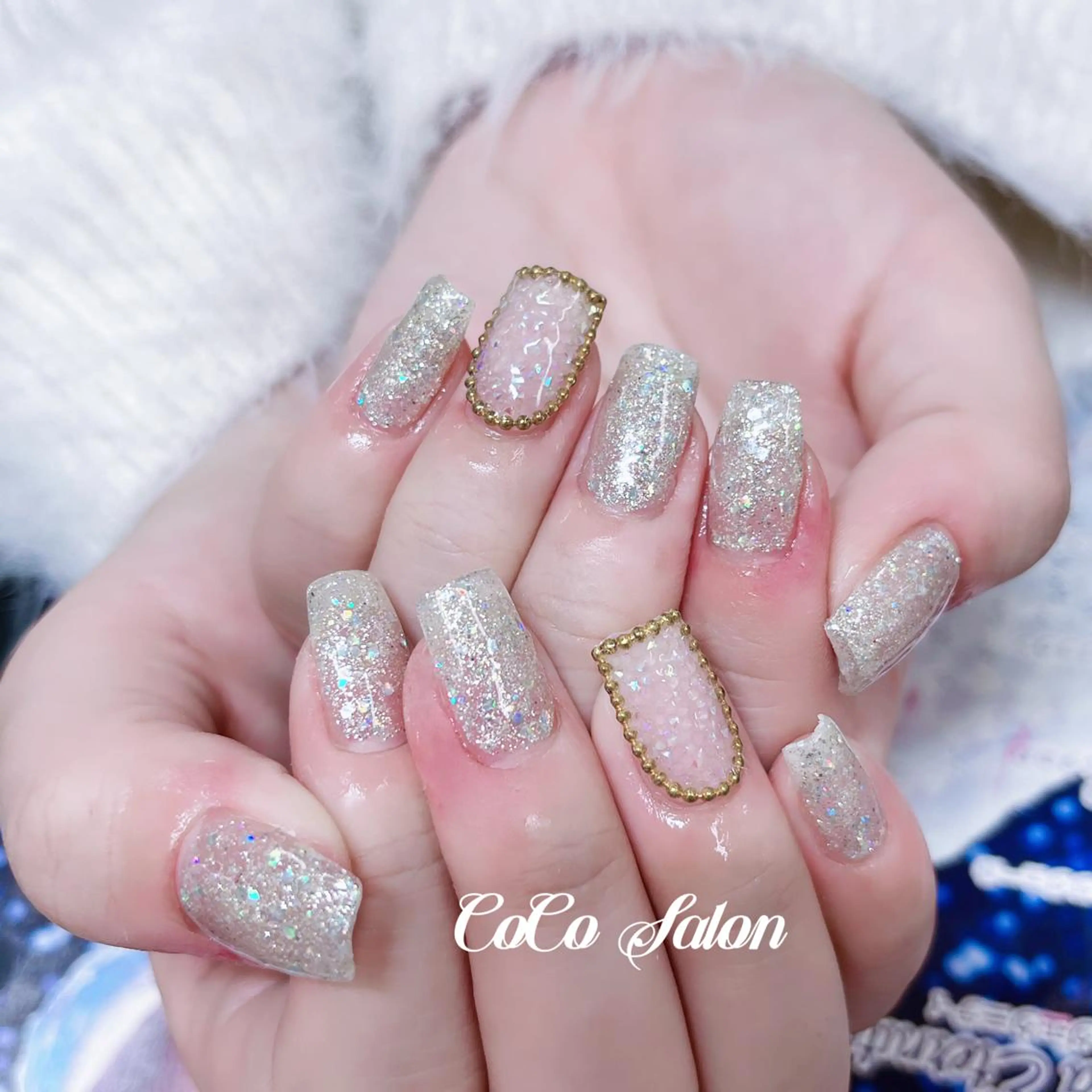 ネイル 長さ出し ジェルネイル ホログラムネイル 韓国ネイル ラメ(グリッター) ハンドネイル CoCoSalon ネイル/まつ毛予約のネイルデザイン