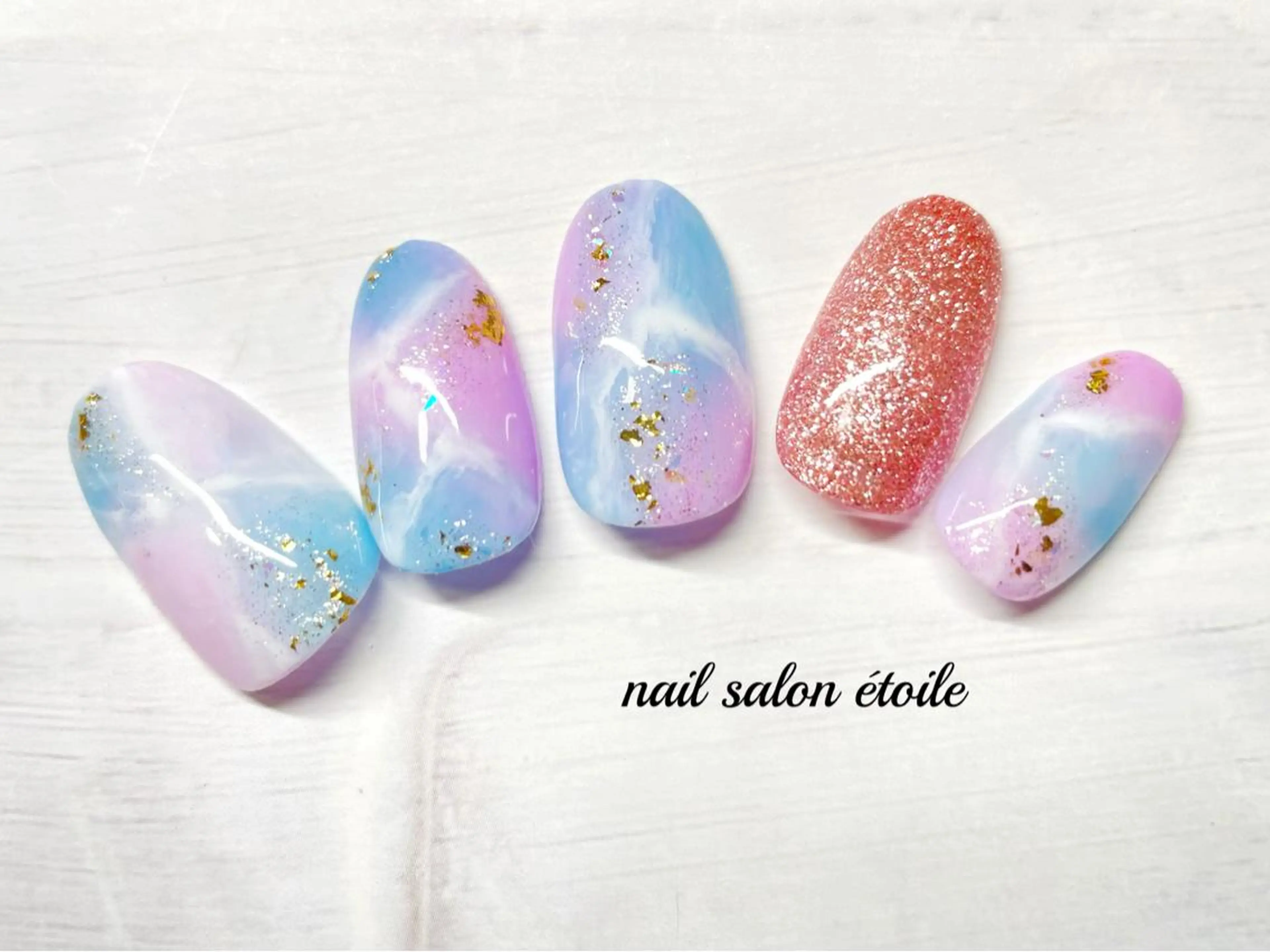 ネイル ジェルネイル ラメ(グリッター) 大理石ネイル(マーブル) ニュアンスネイル ピンク ハンドネイル nail salon étoileのネイルデザイン