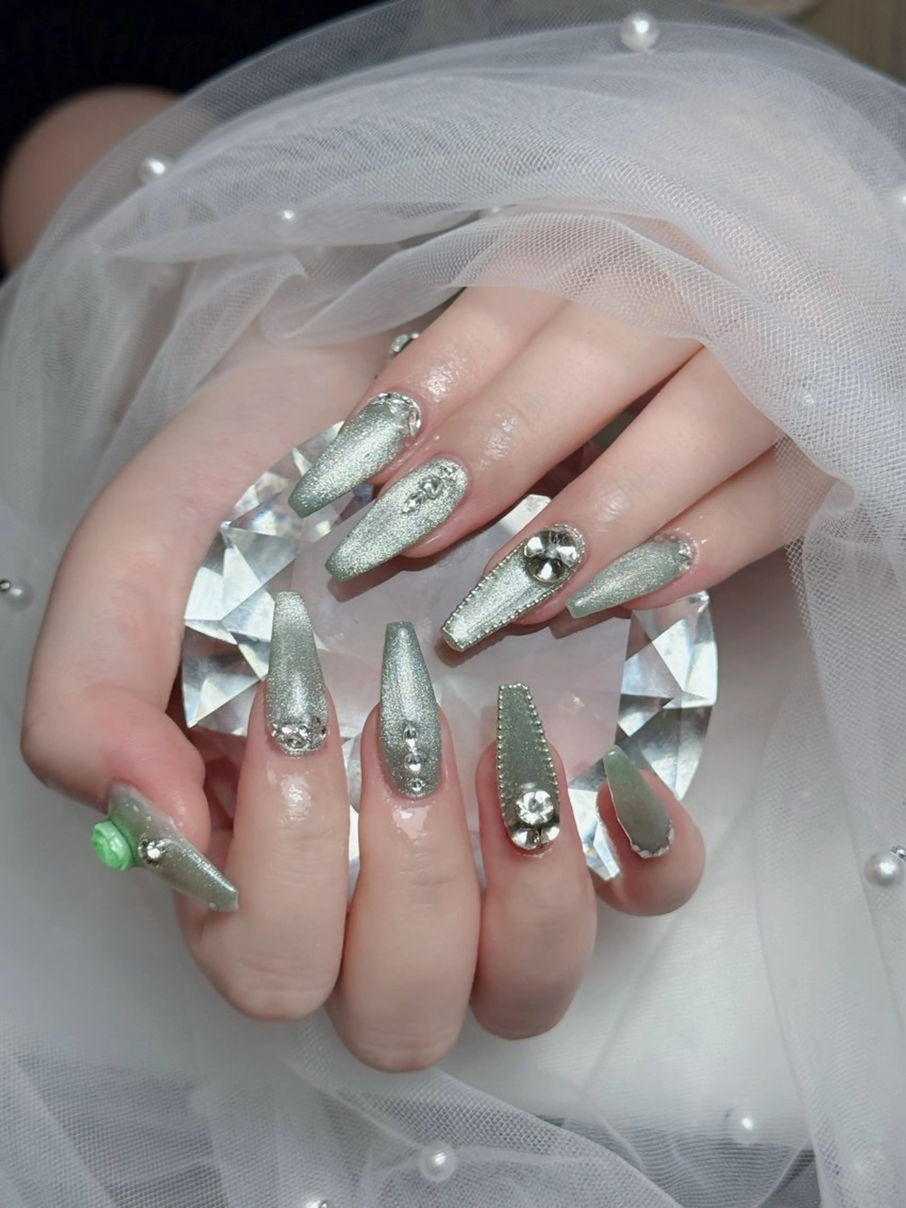 ネイル ジェルネイル 韓国ネイル マグネットネイル ネイルチップ 冬ネイル Lenie Nail Salonのネイルデザイン