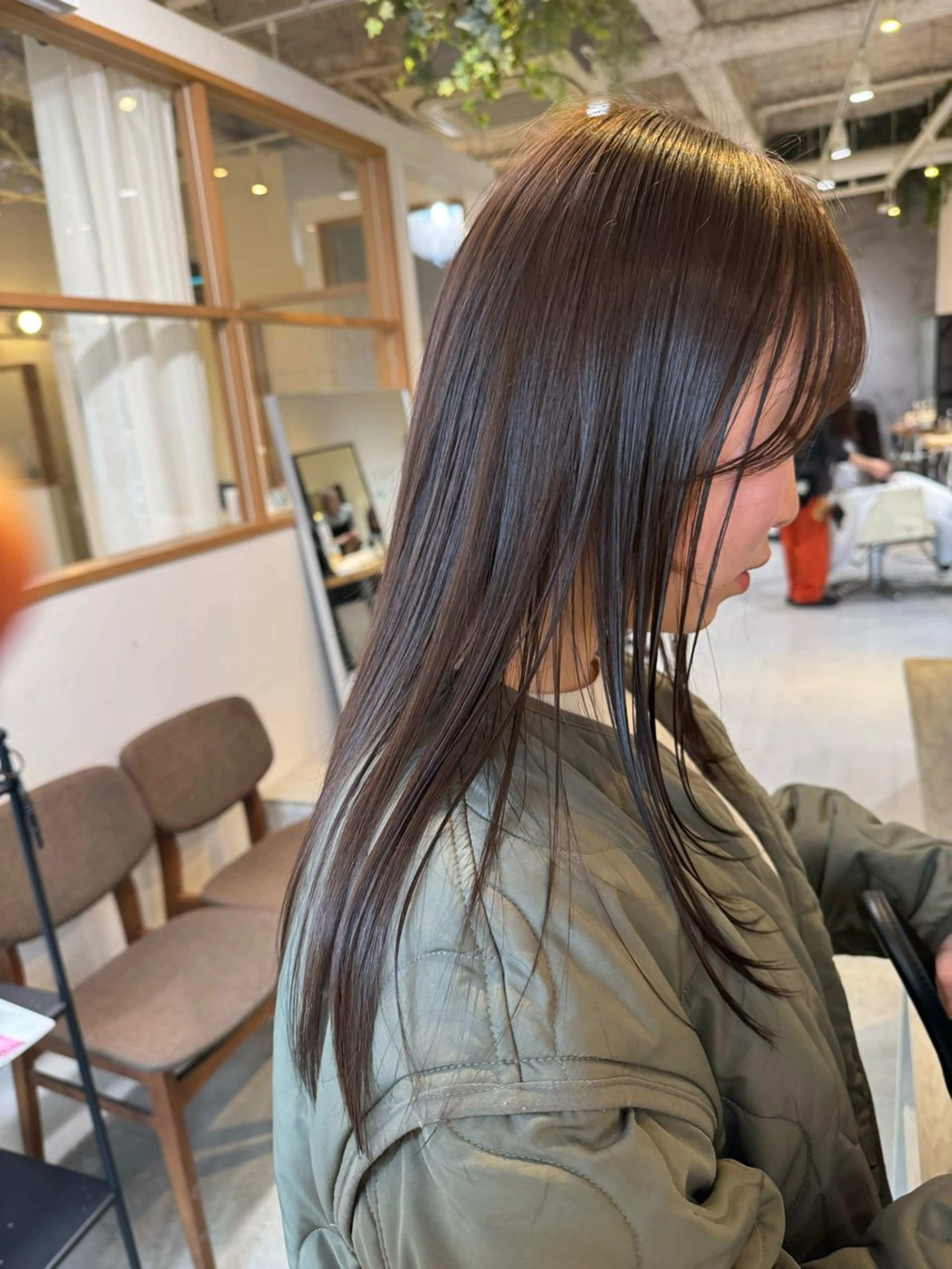 ロング MASHU　浦部 芳果のヘアスタイル