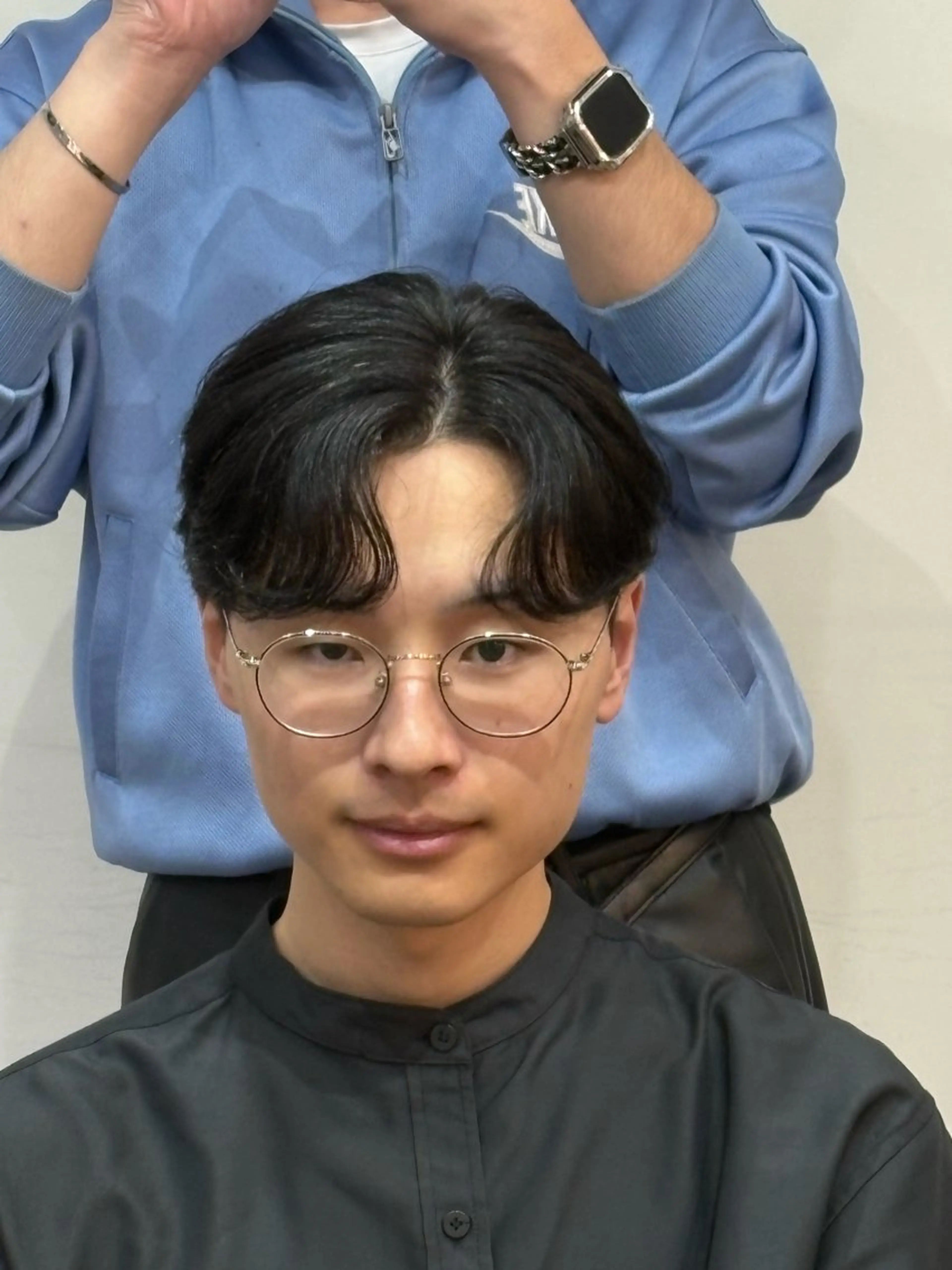 ショート パーマ メンズ カルマパーマ メンズパーマ カット パーマ 韓国風メンズ/毛流れ ヘアなら須田龍世のヘアスタイル