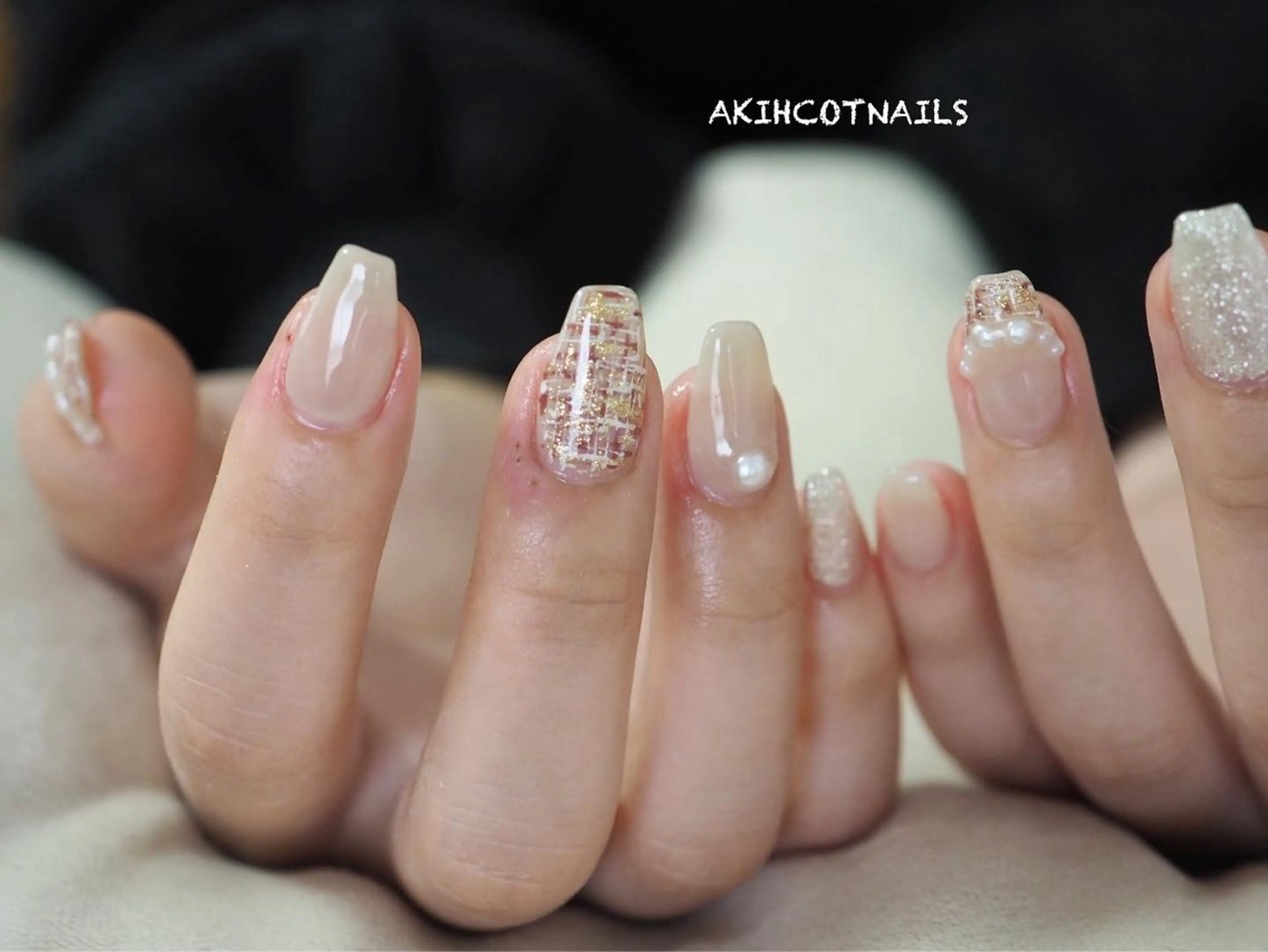 ネイル ハンドネイル AKIHCOT NAILSのネイルデザイン