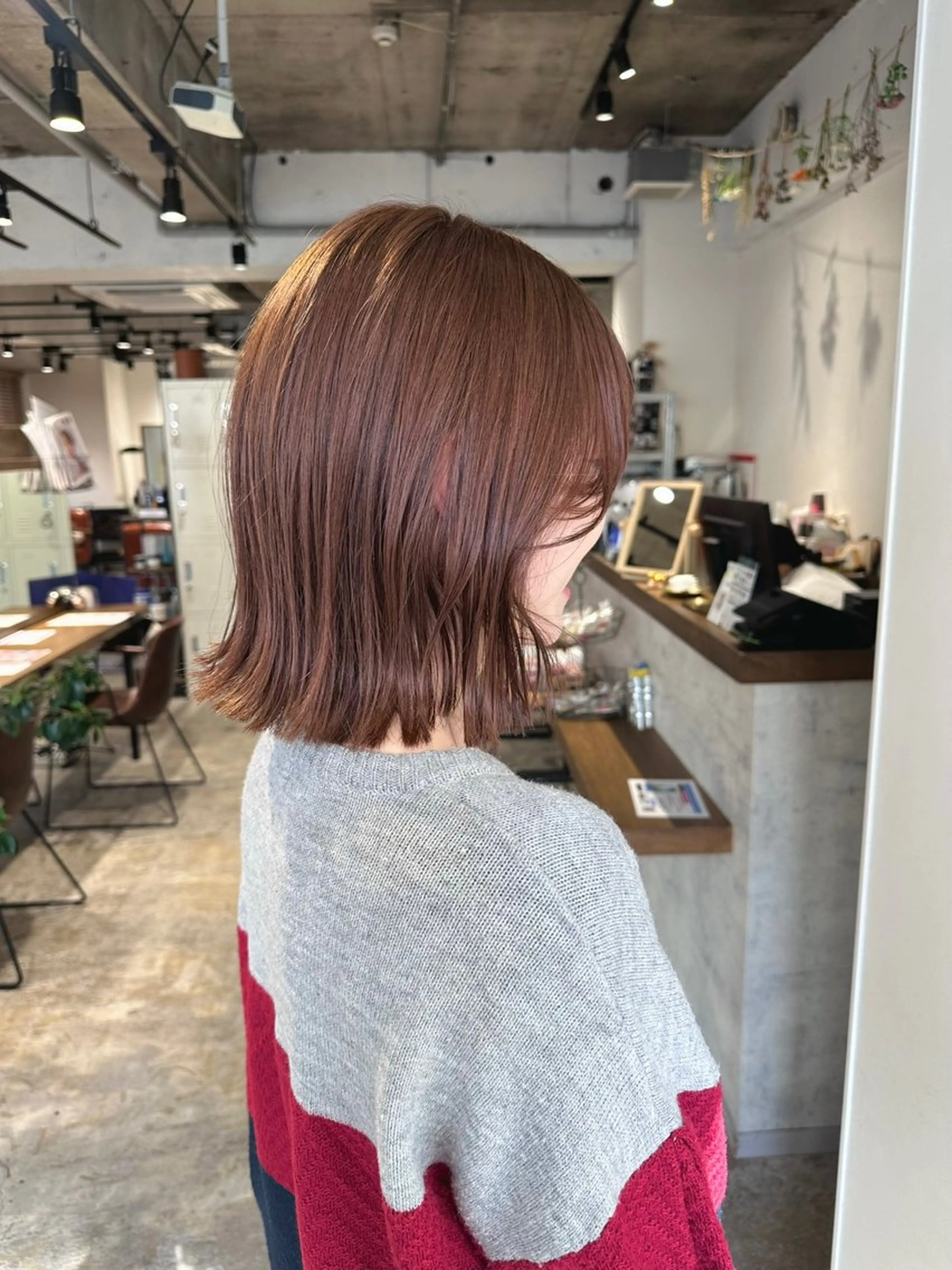 ミディアム カラー ヘアアレンジ ブリーチ ブリーチなしカラー ピンクカラー ボブ カット ヘアカラー トリートメント 落合　眺 (オチアイ　ノゾミ)のヘアスタイル