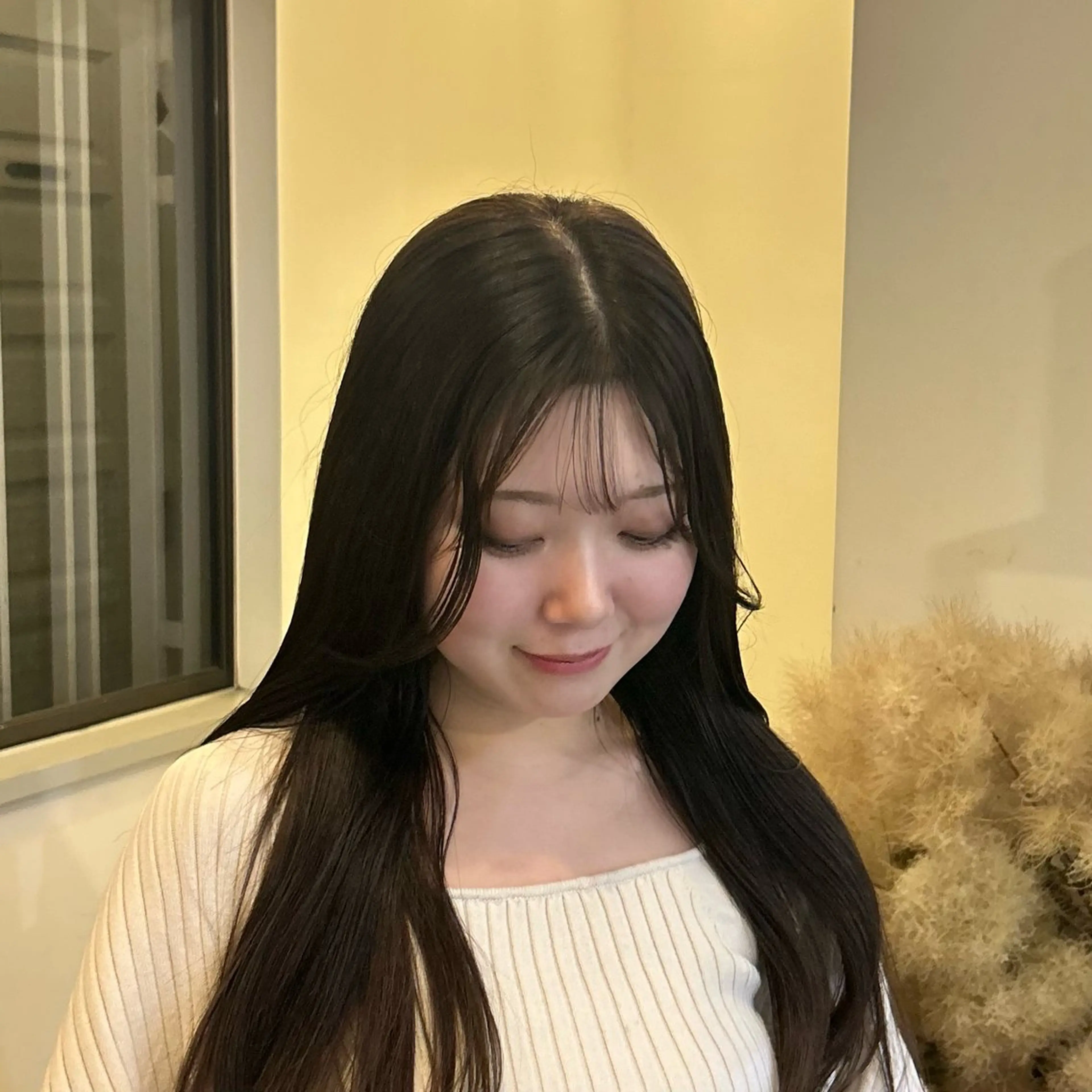 カラー MUKU 市川 莉花のヘアスタイル