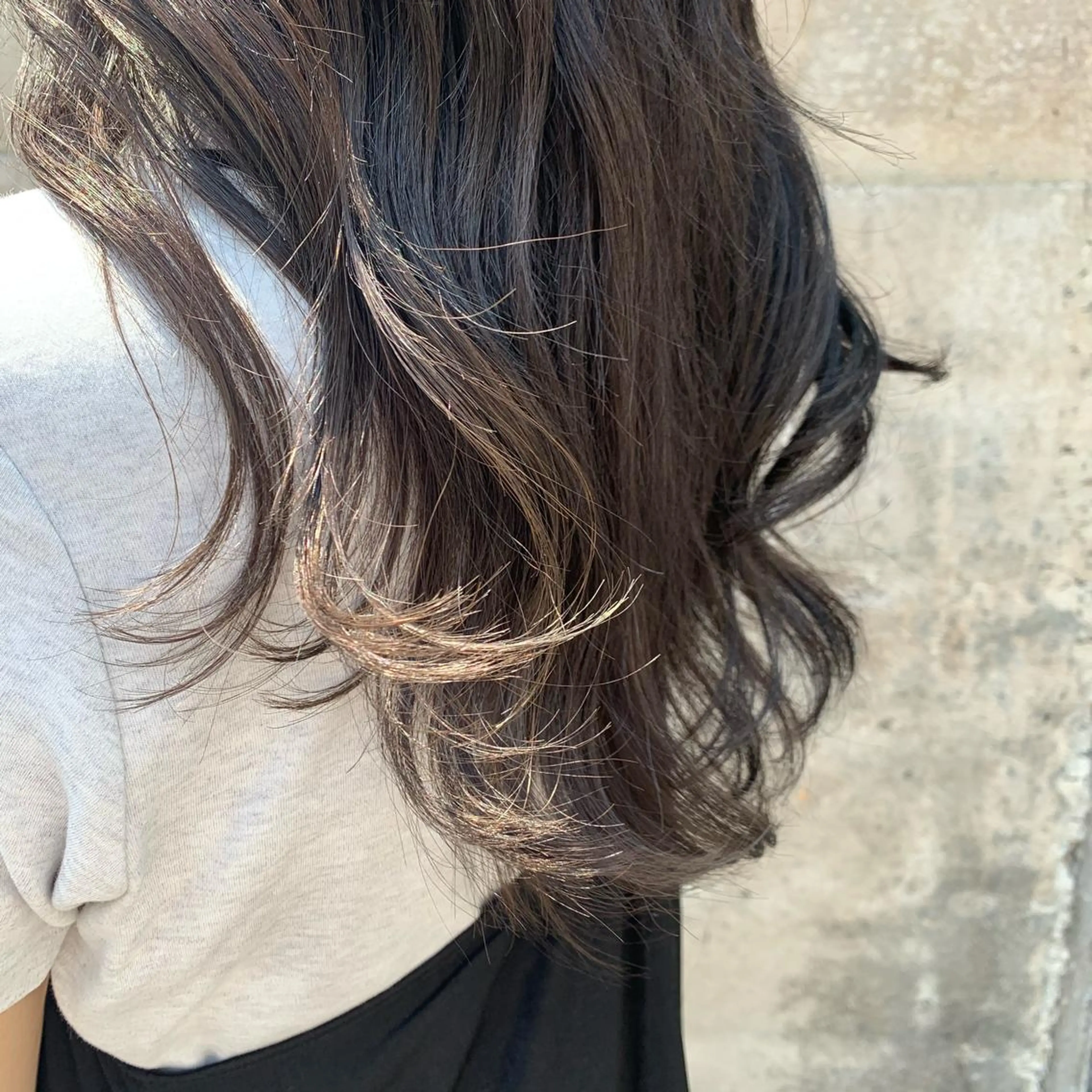 ロング カラー ハイライトカラー イルミナカラー ハイライト 現地韓国ヘア🇰🇷 Chisaki치사키のヘアスタイル