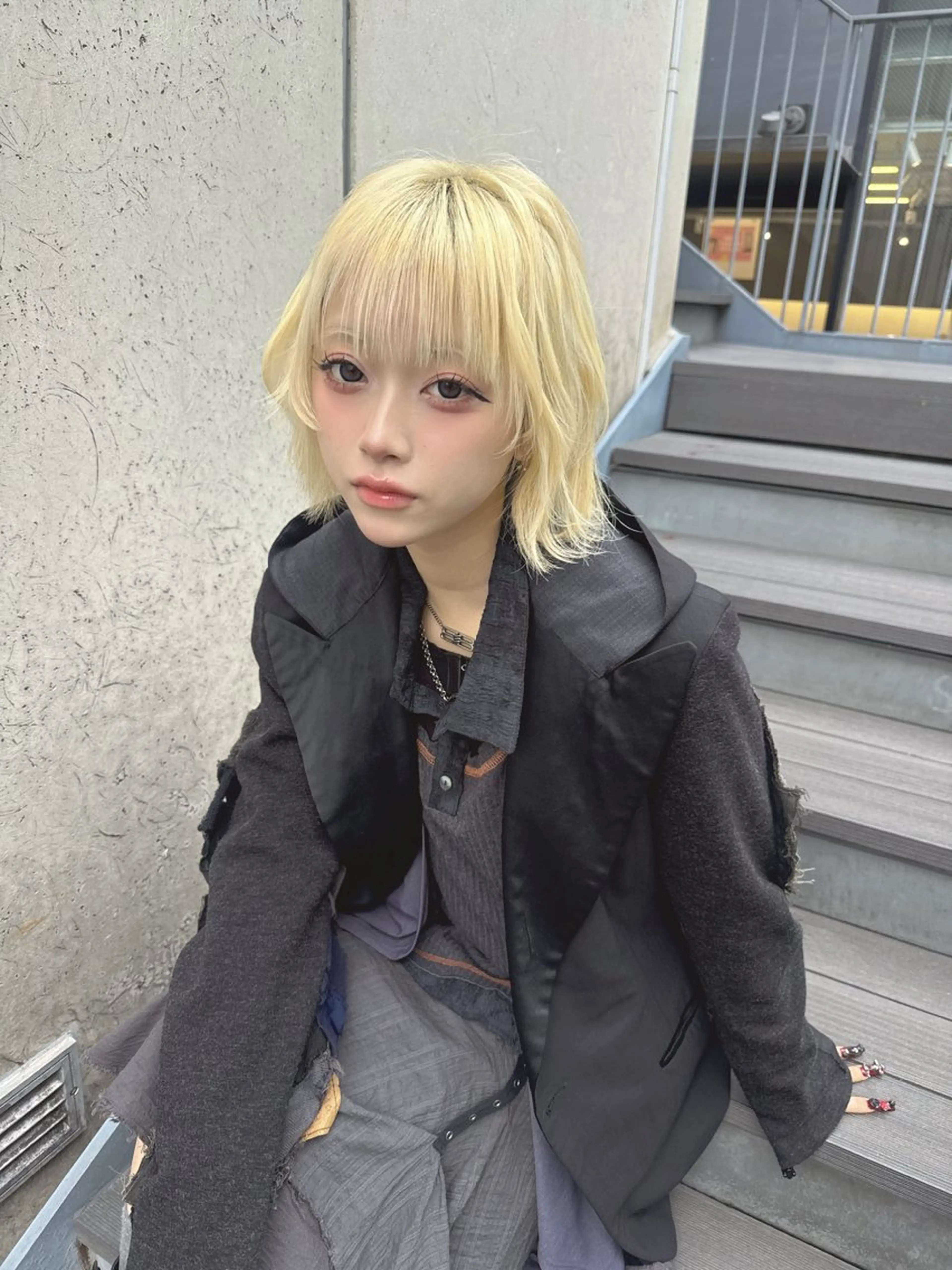 ショート カラー ブリーチ ブロンド ケアブリーチ 透明感カラー ハイトーンカラー カット ヘアカラー 💎透明感カラー特化 💎TAISEIのヘアスタイル