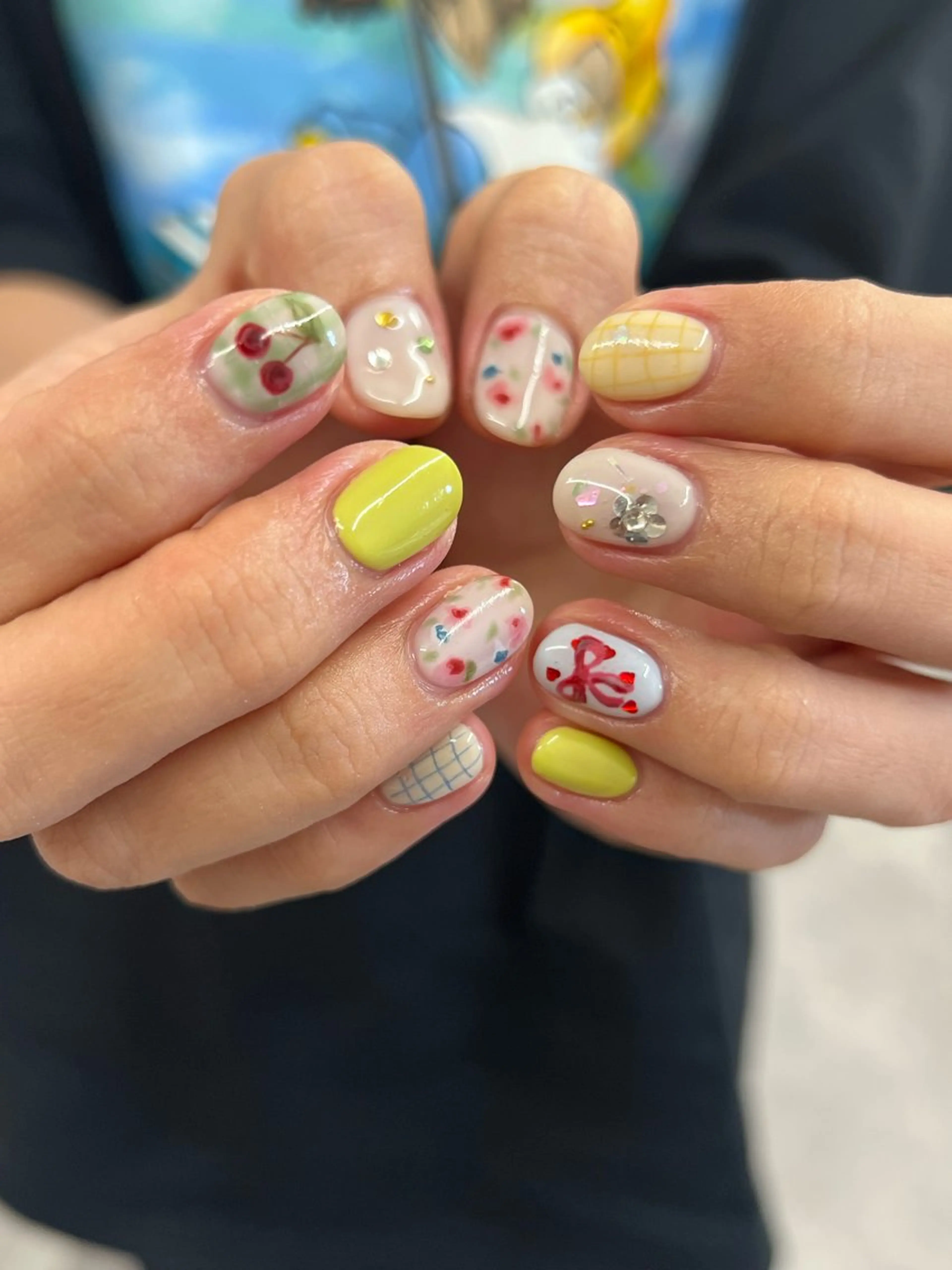 ネイル ジェルネイル マグネットネイル ニュアンスネイル パラジェル リボン ハンドネイル ハンドケア Bana_ Nailのネイルデザイン