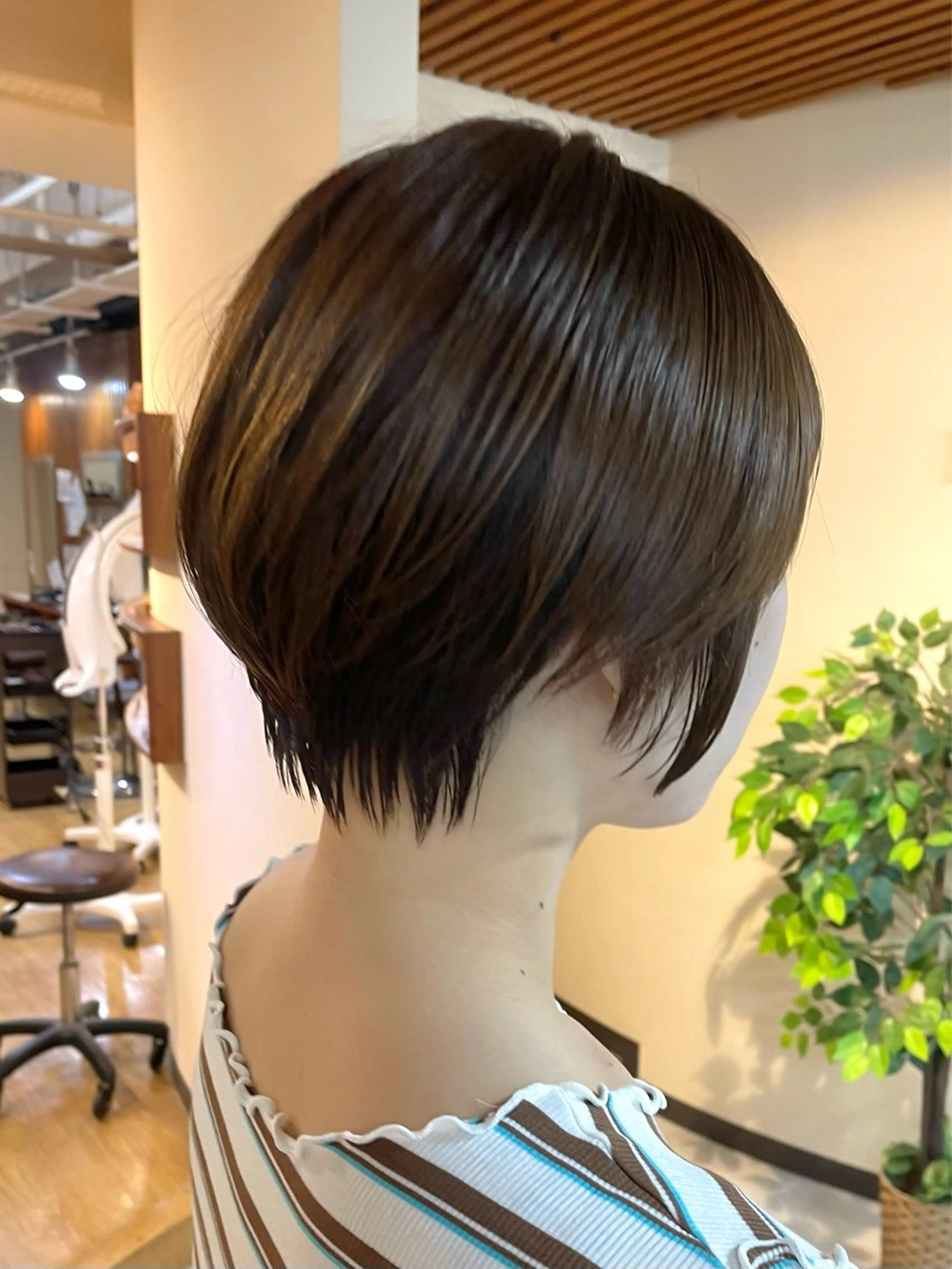 ショート ショートヘア 宮本 いぶきのヘアスタイル