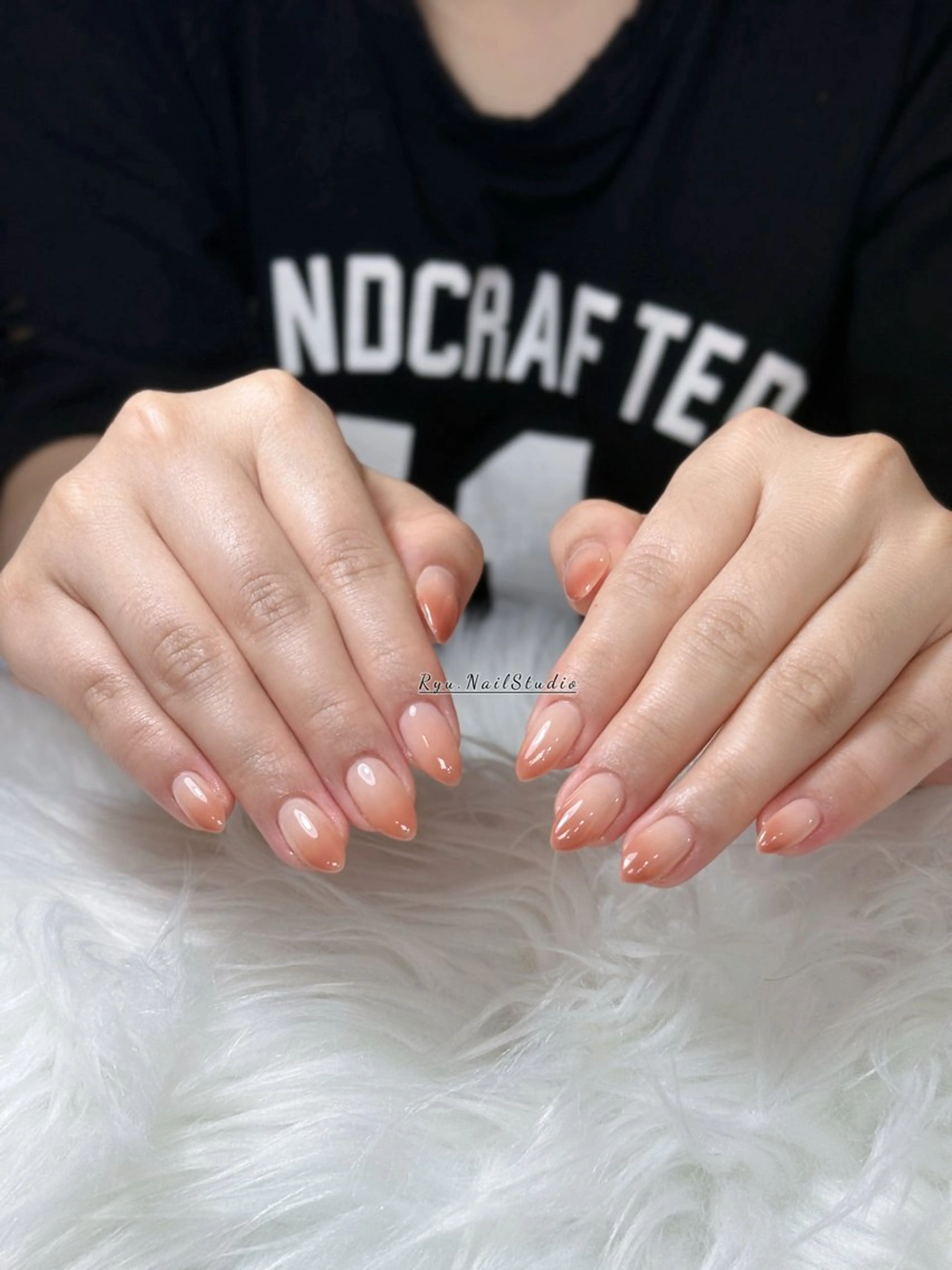 ネイル アートネイル ジェルネイル キラキラネイル ミラーネイル ニュアンスネイル ハンドネイル Ryu Nail Studio所属・Ryu Nail 新大久保のネイルデザイン