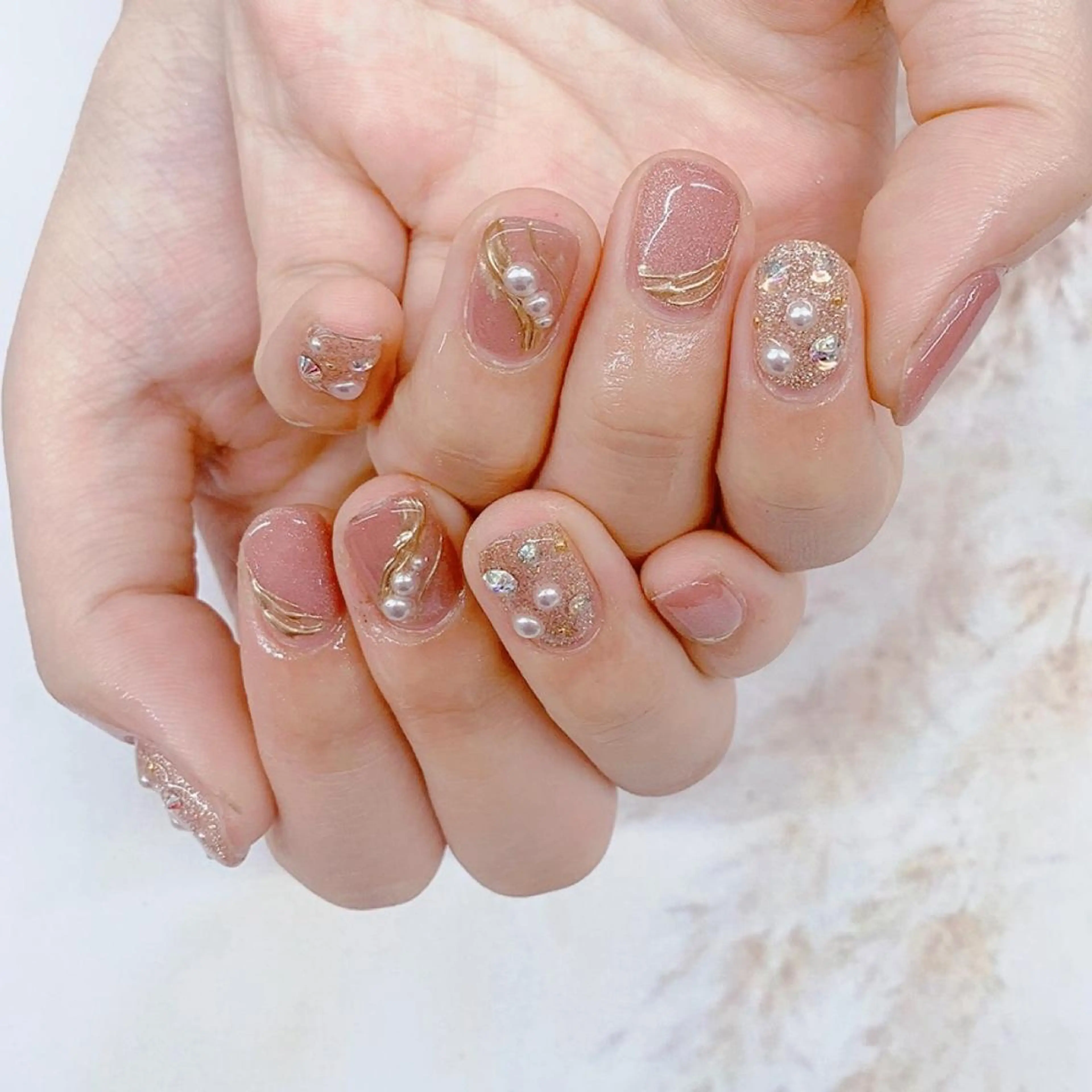 ショート さくら所属・Nailist Risaのネイルデザイン