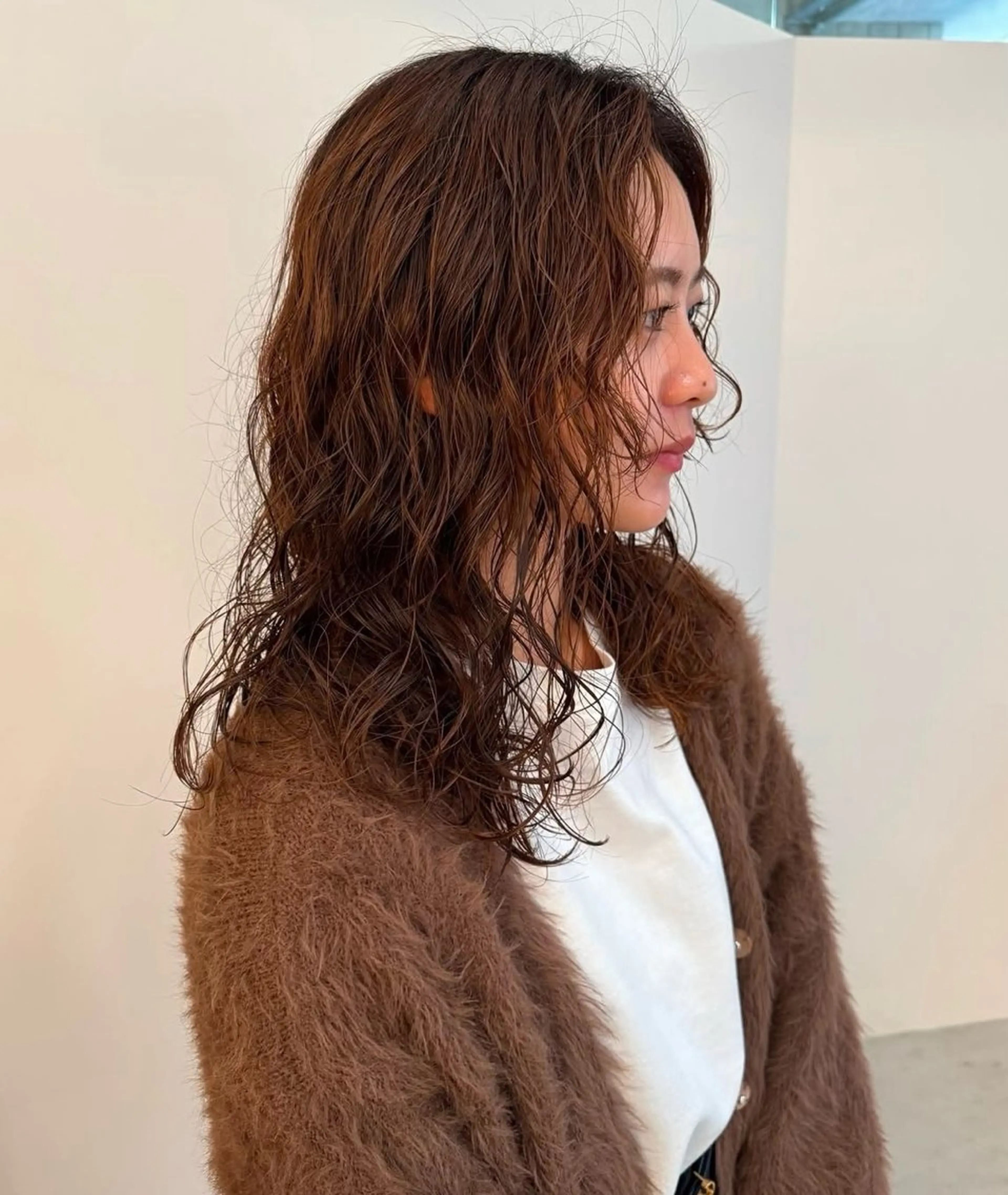 ロング ami/大阪/暖色 /レイヤーカットのヘアスタイル