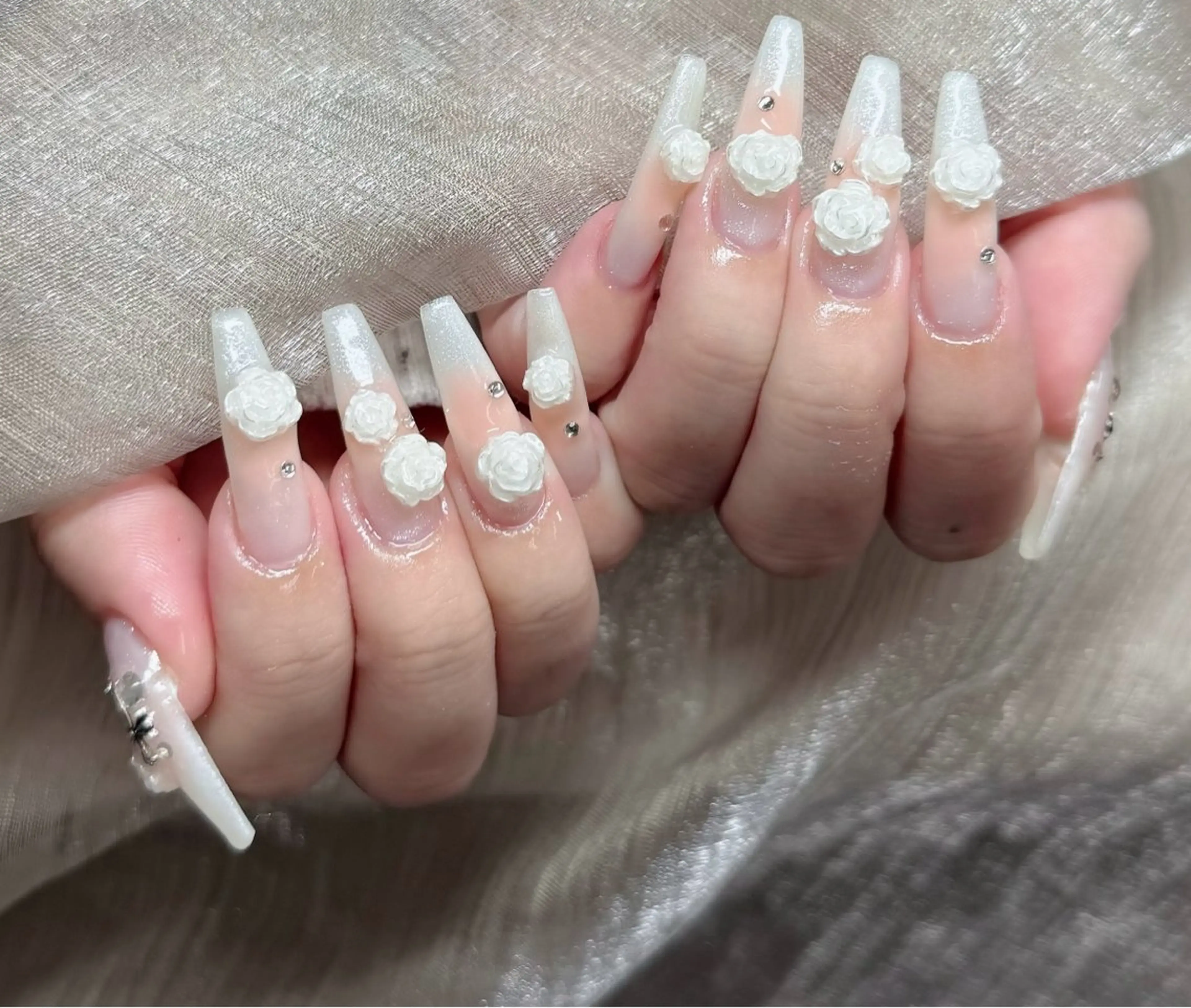 ネイル アートネイル フレンチネイル ジェルネイル 韓国ネイル マグネットネイル ハンドネイル Lenie Shinokuboのネイルデザイン