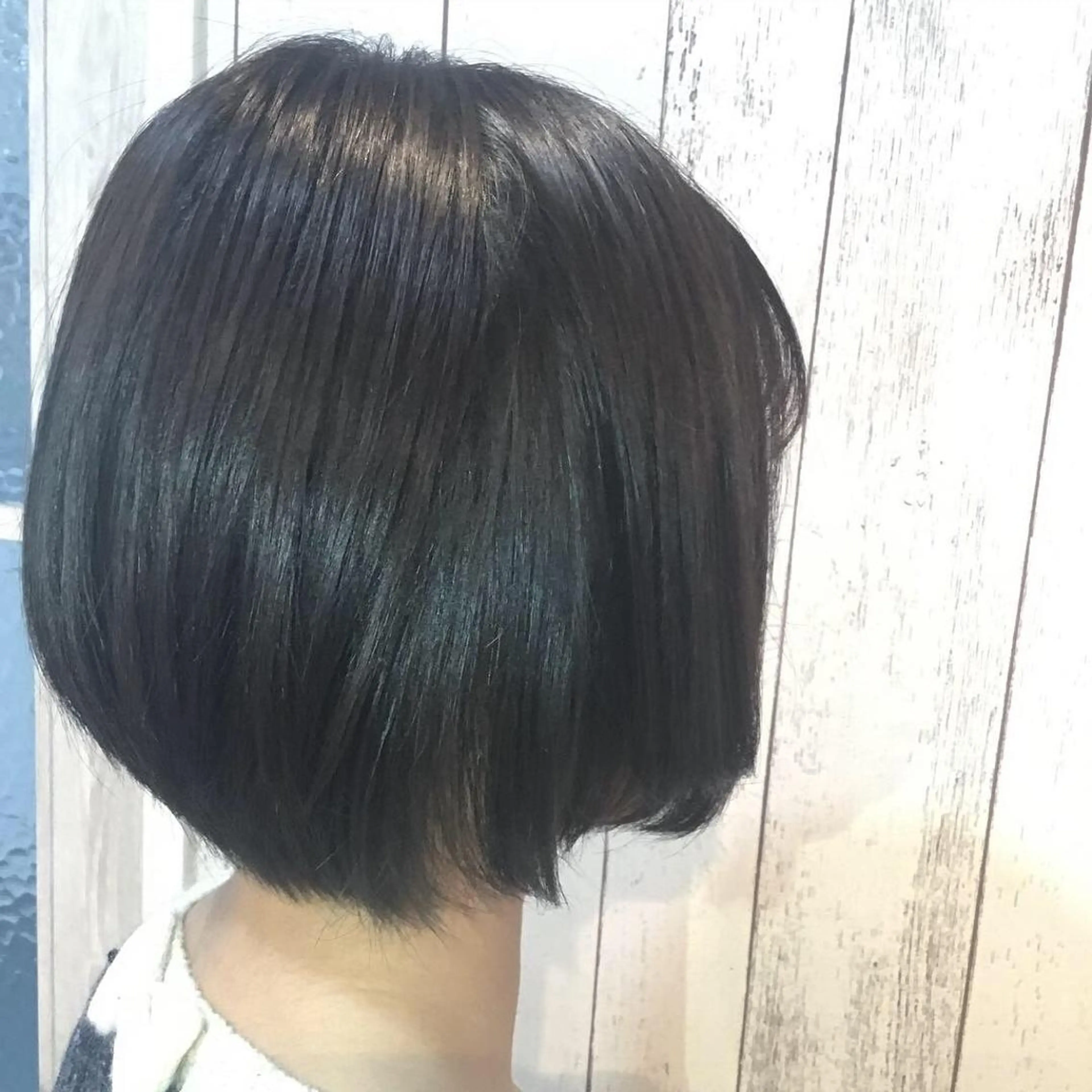 ショート カラー 金崎 新吾のヘアスタイル