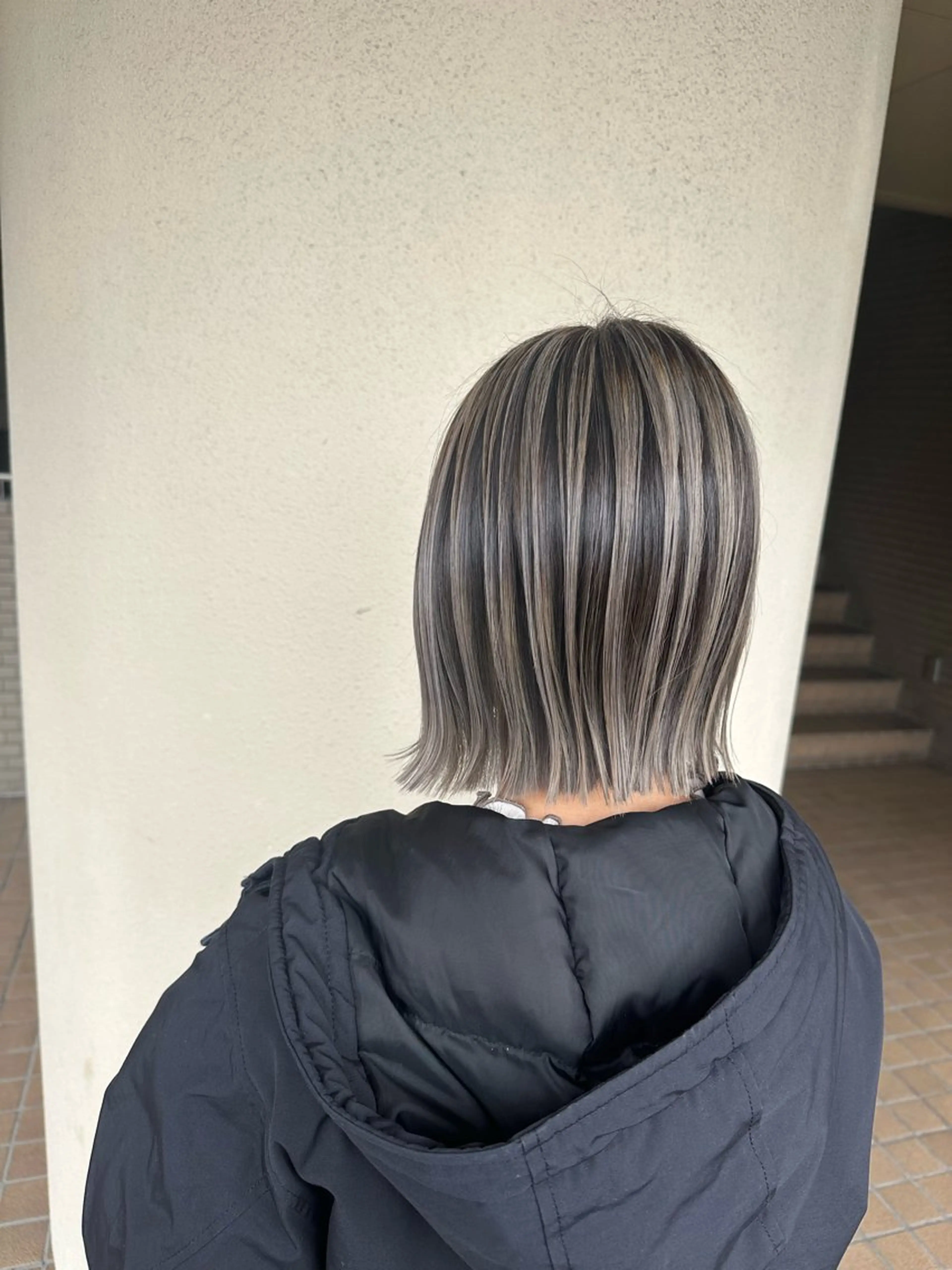 ミディアム カラー regalo 森重ユウのヘアスタイル