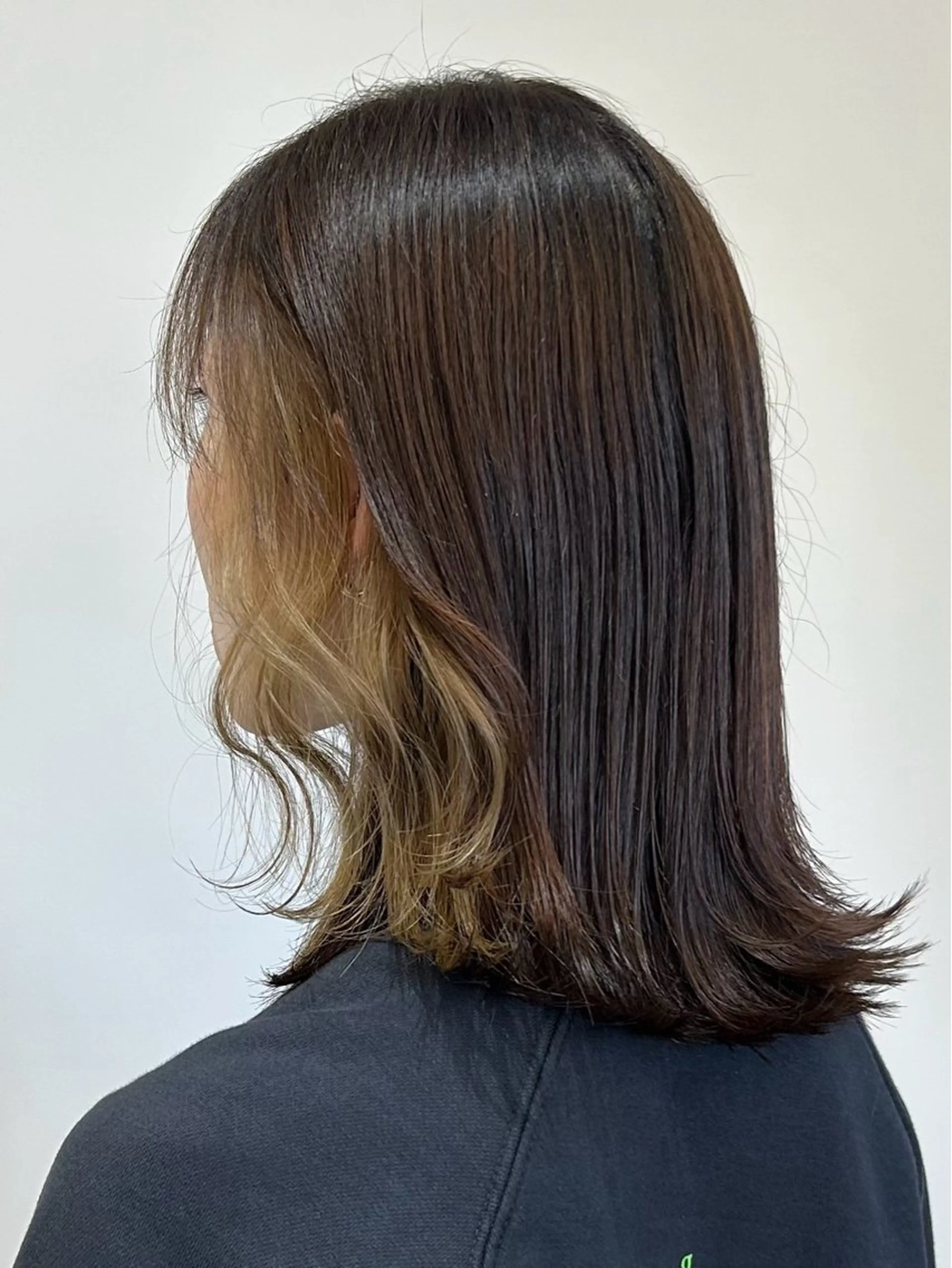 ミディアム カラー 伊藤飛空/ AyaLA東船橋のヘアスタイル