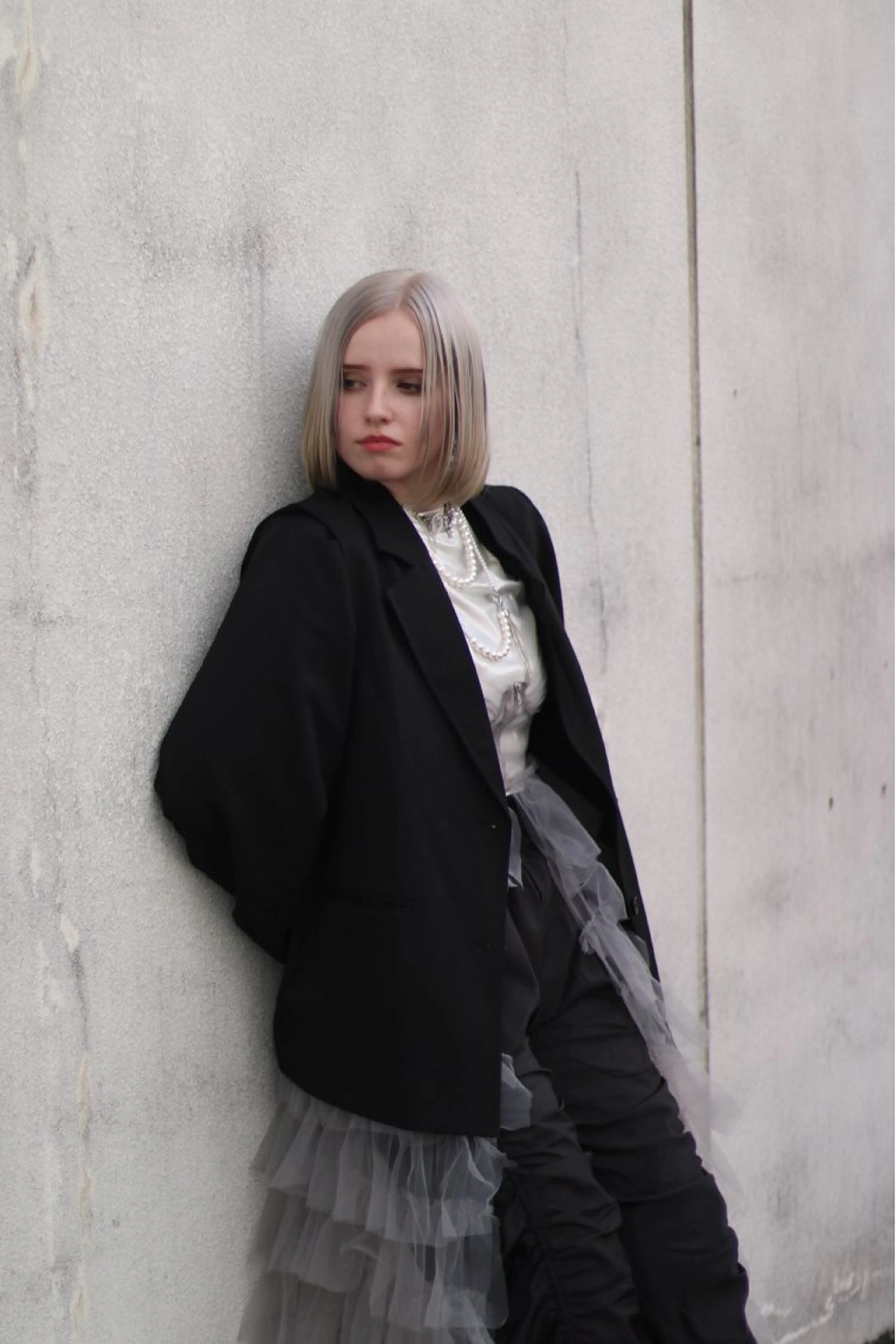 ミディアム 鈴木 彩女のヘアスタイル