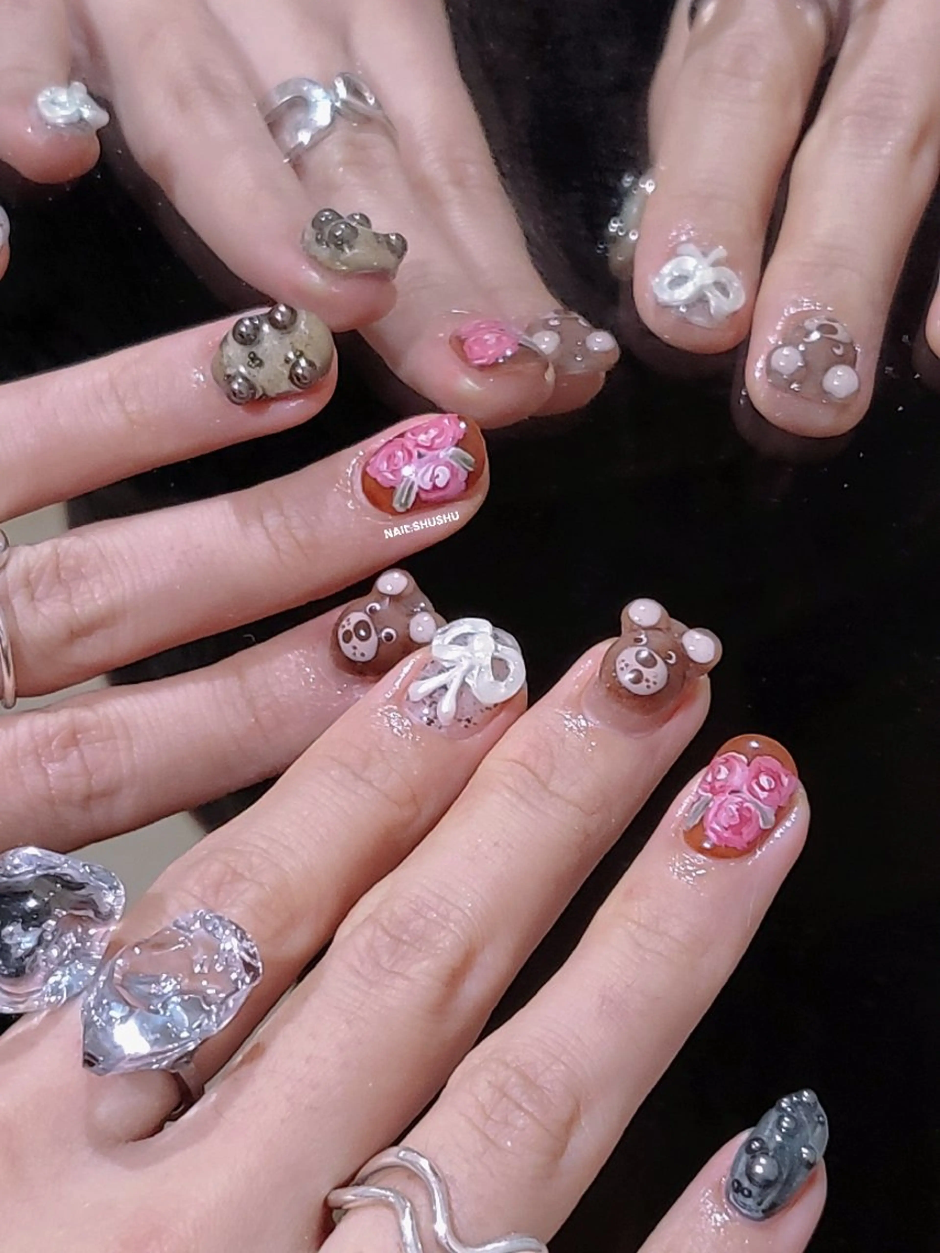 ネイル ハンドネイル 3dパーツ/流行り 👧shushu❤️のネイルデザイン