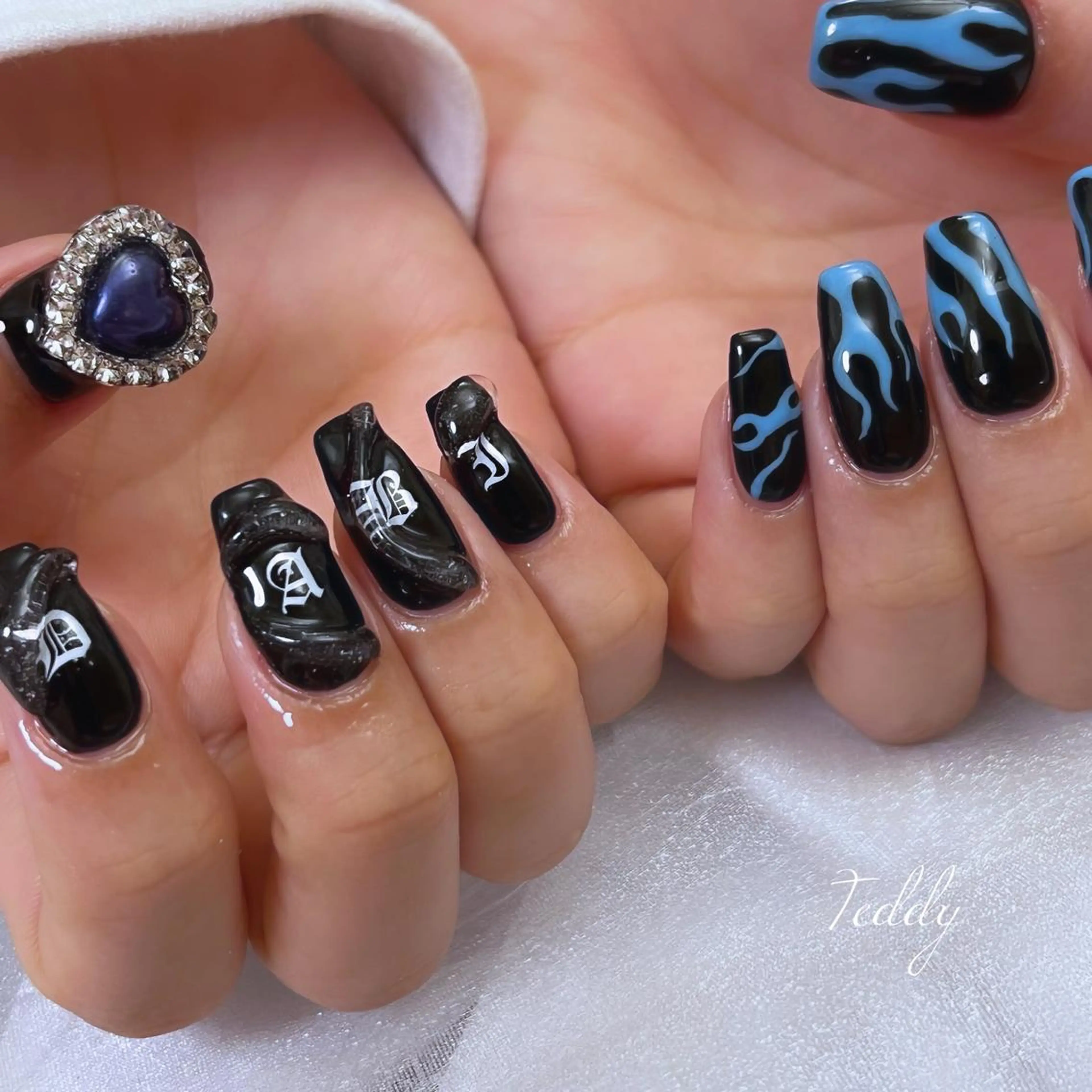 ネイル ジェルネイル ハンドネイル ERINA ♥のネイルデザイン