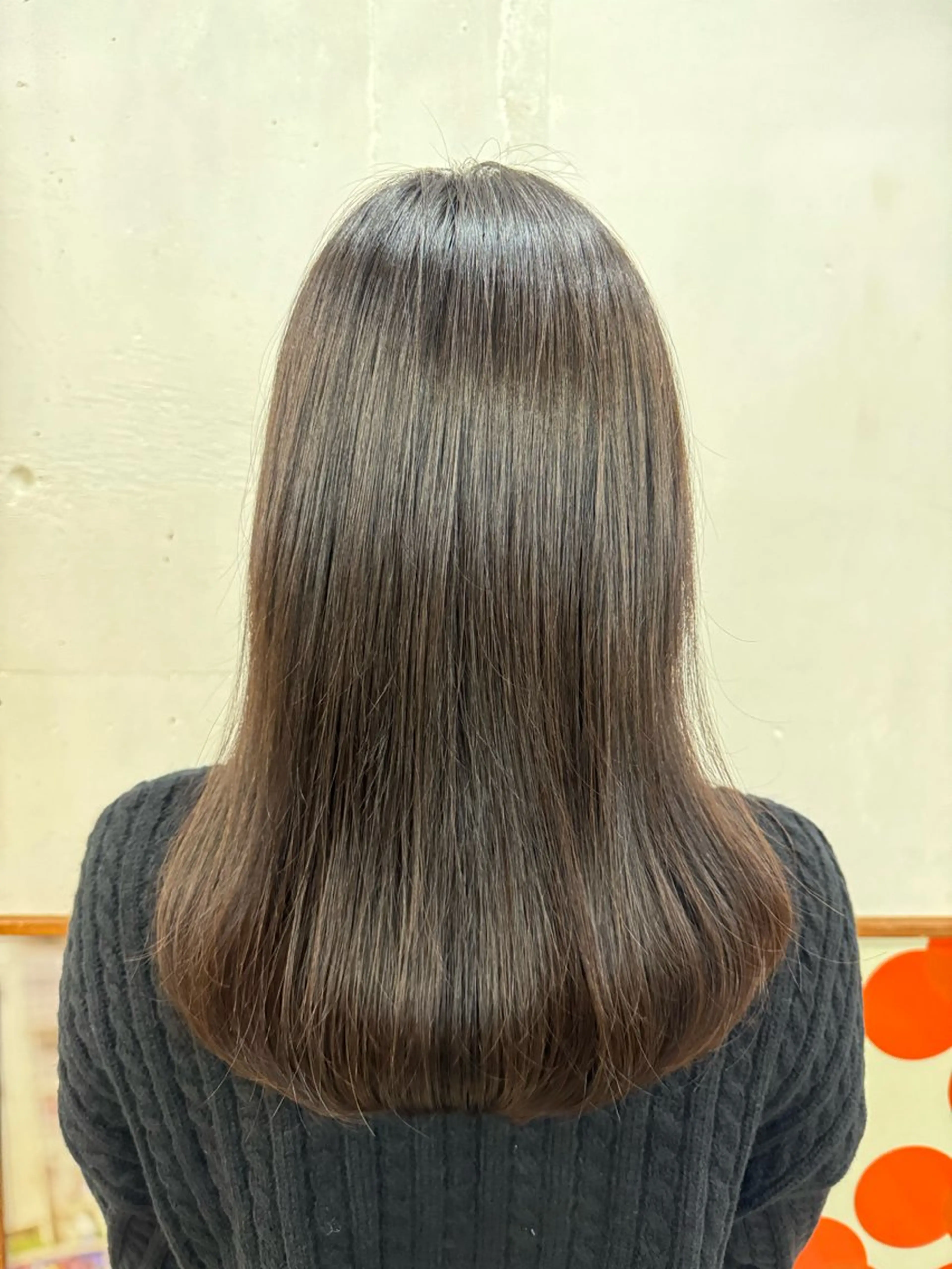 セミロング ink Runaのヘアスタイル