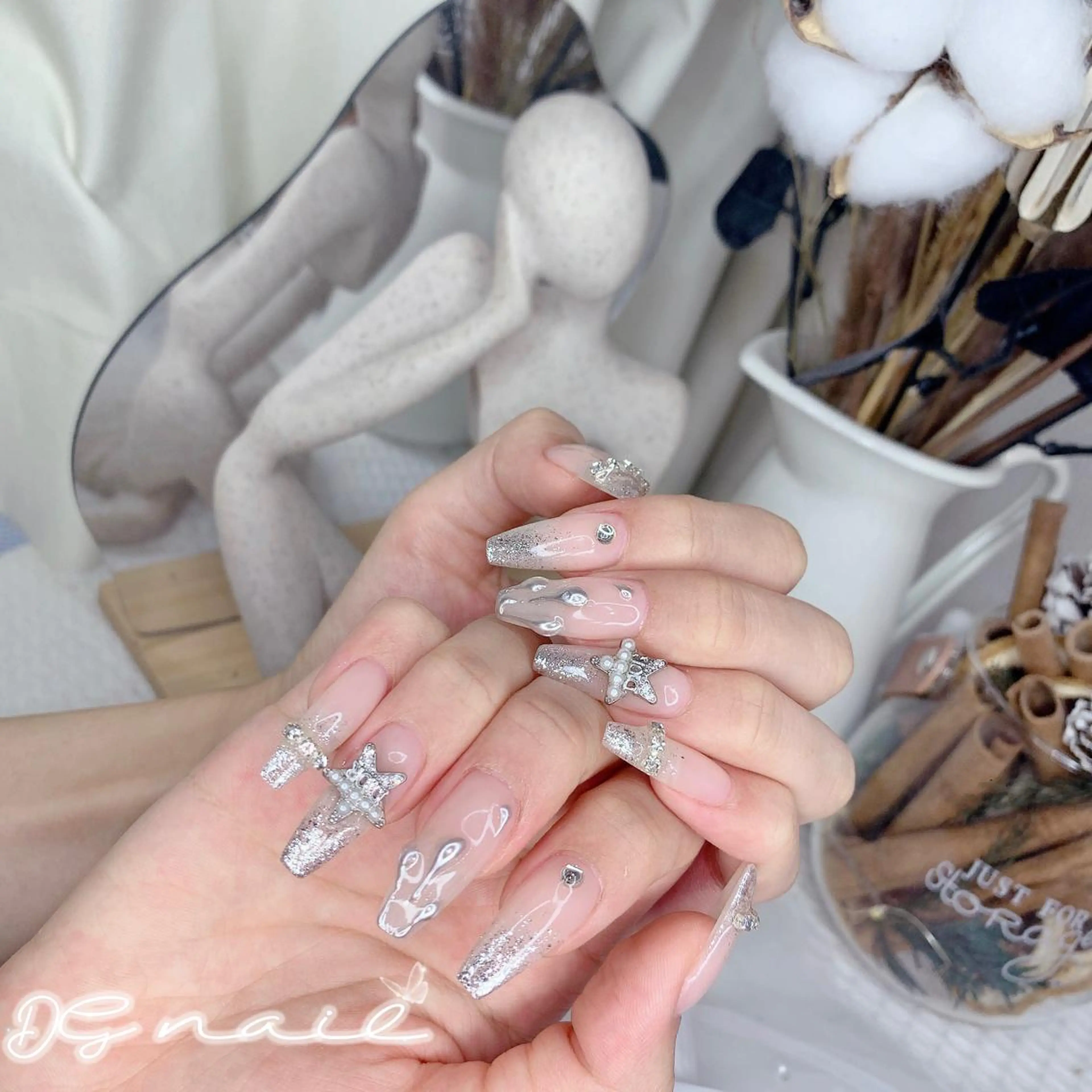 ネイル ハンドネイル ハンドケア DG nailsalon所属・DG nailのネイルデザイン