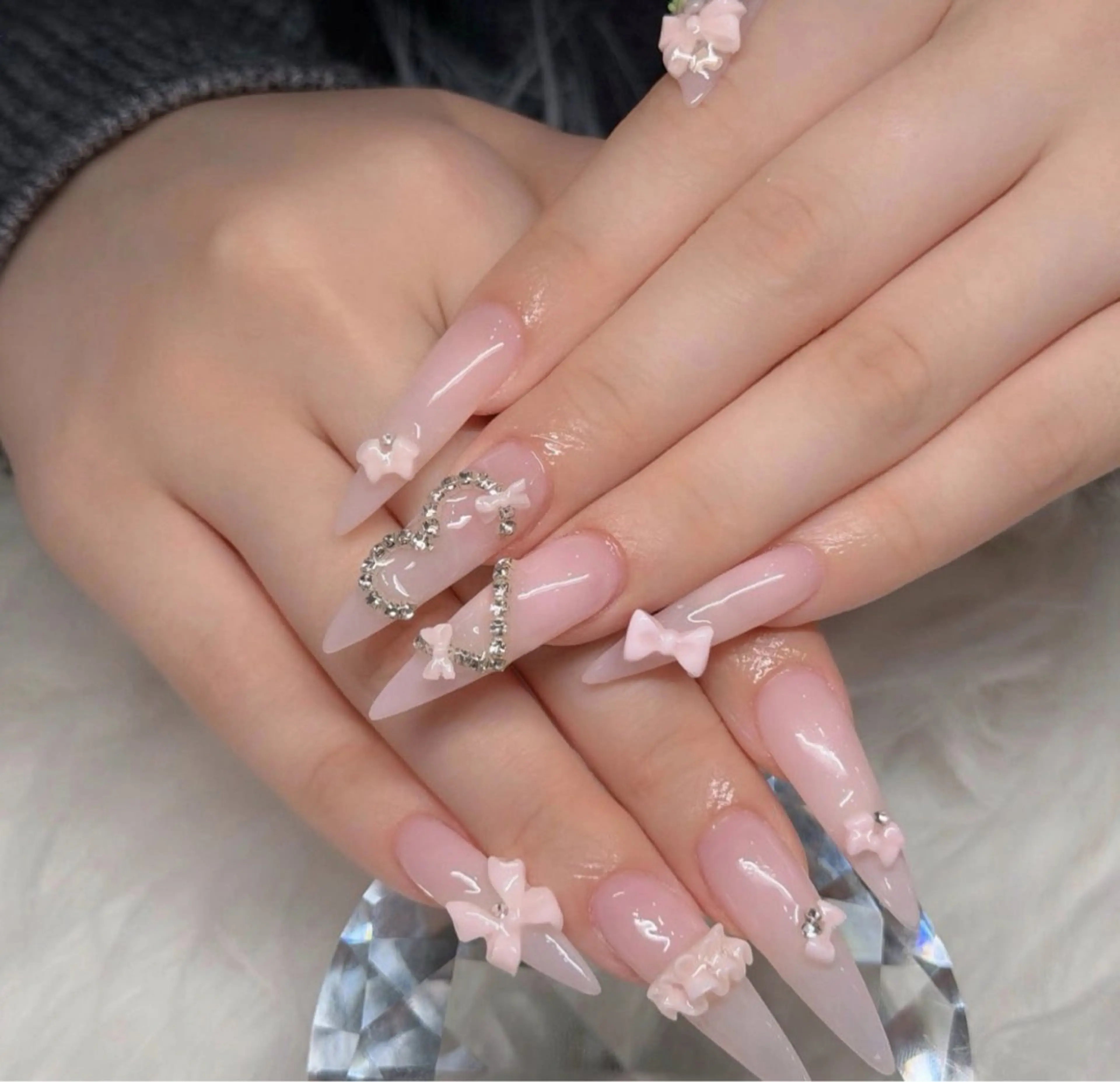 ネイル 長さ出し フレンチネイル 韓国ネイル レース マグネットネイル 高橋 ユキのネイルデザイン