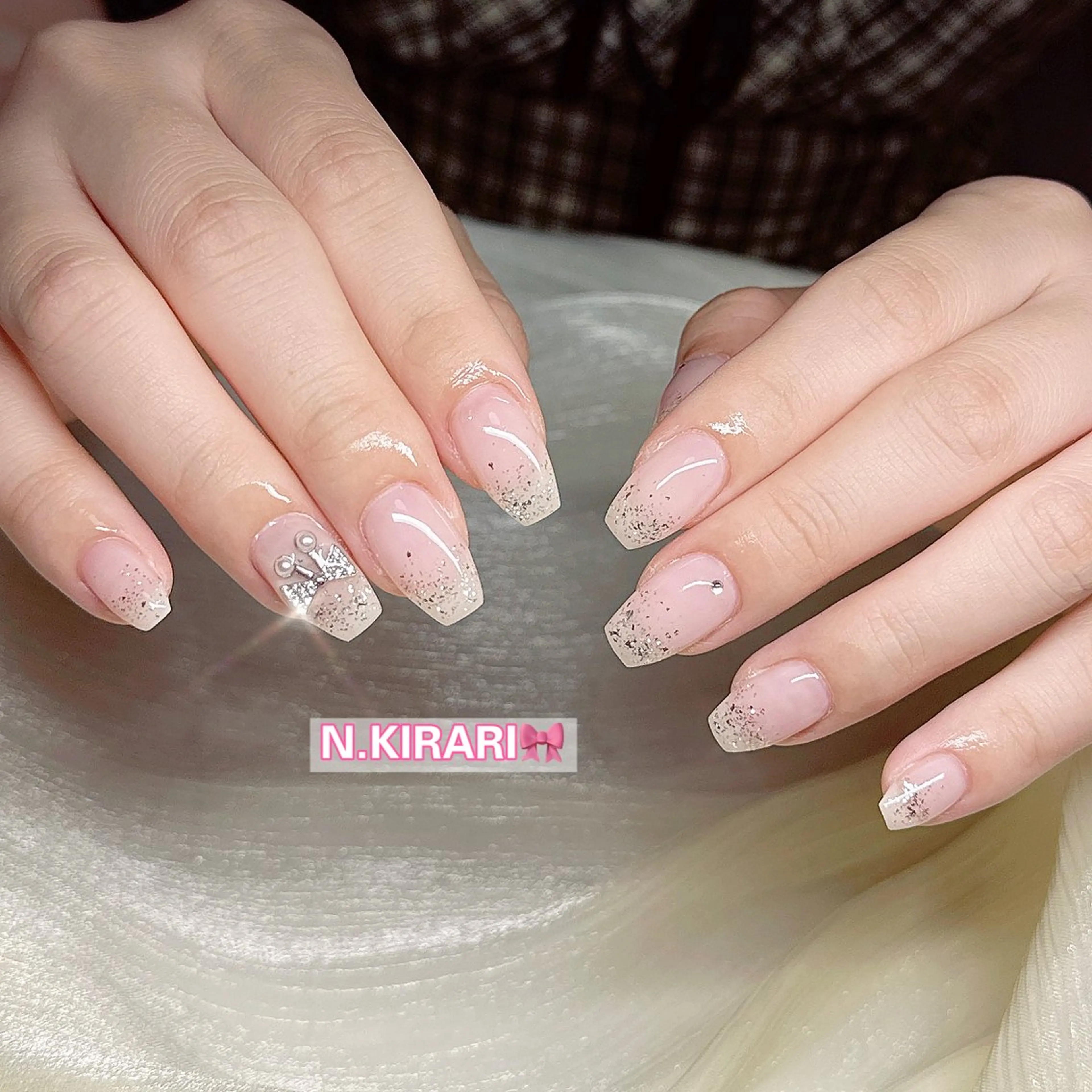 ネイル ストーンネイル ハンドネイル ハンドケア N.KIRARI nail salonのネイルデザイン
