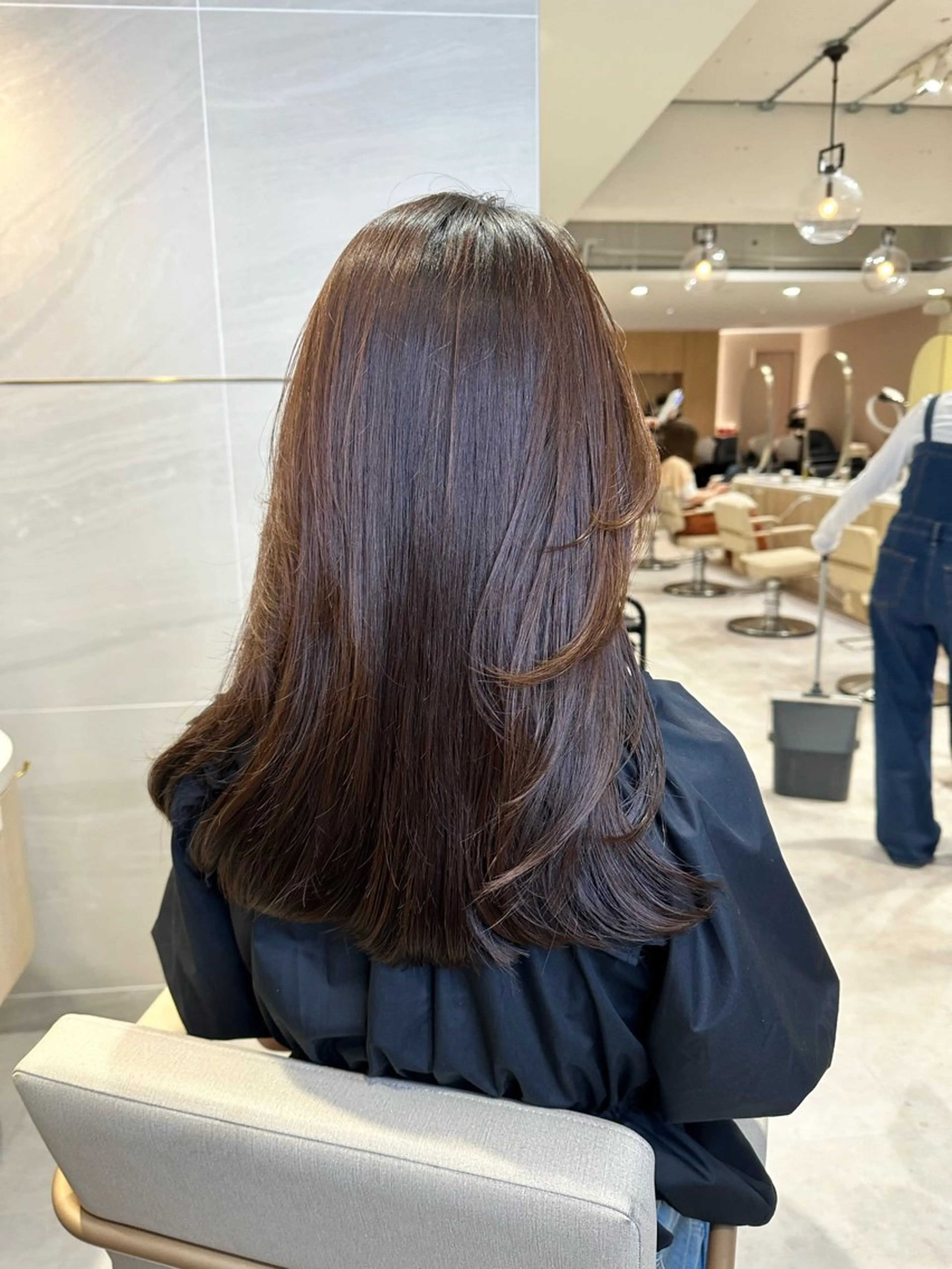 セミロング セミロングパーマ 髪質改善 縮毛矯正 トリートメント 酸性ストレート fiica （フィーカ）所属・金子侑史 /縮毛矯正の人のヘアスタイル