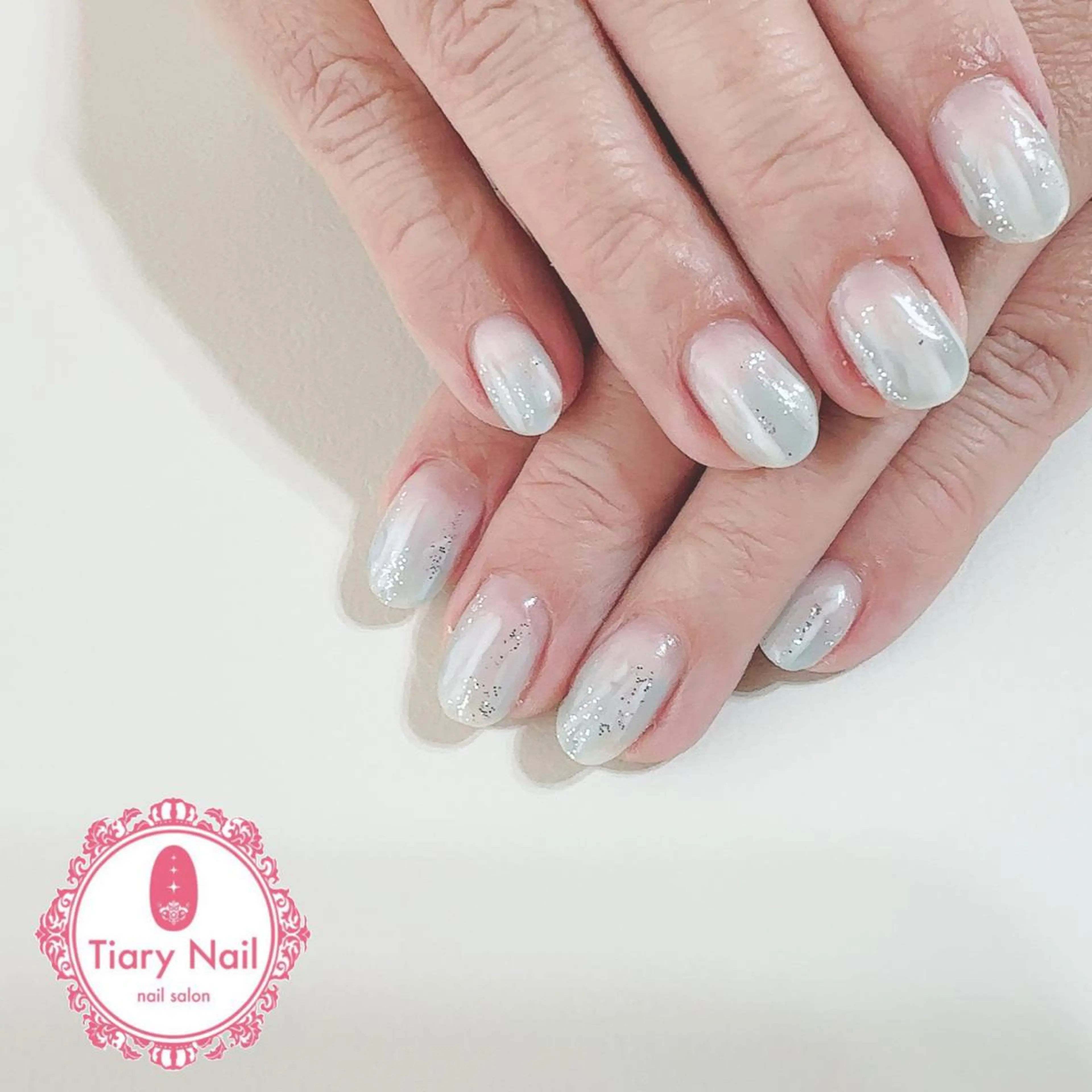 ネイル tiarynail K Kのネイルデザイン