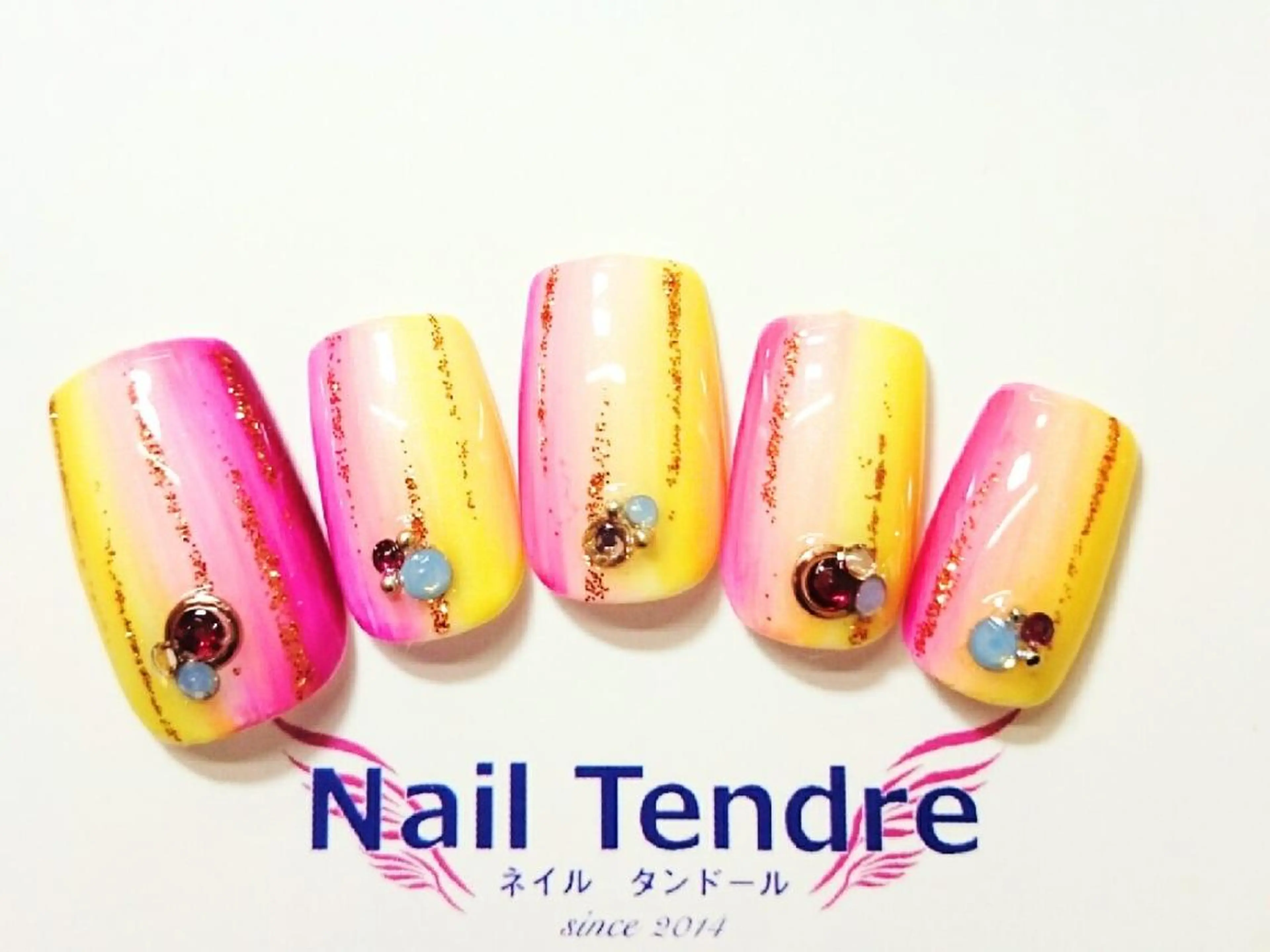 ネイル アートネイル ジェルネイル ソフトジェル ストーンネイル ハンドネイル Nail  Tendreのネイルデザイン