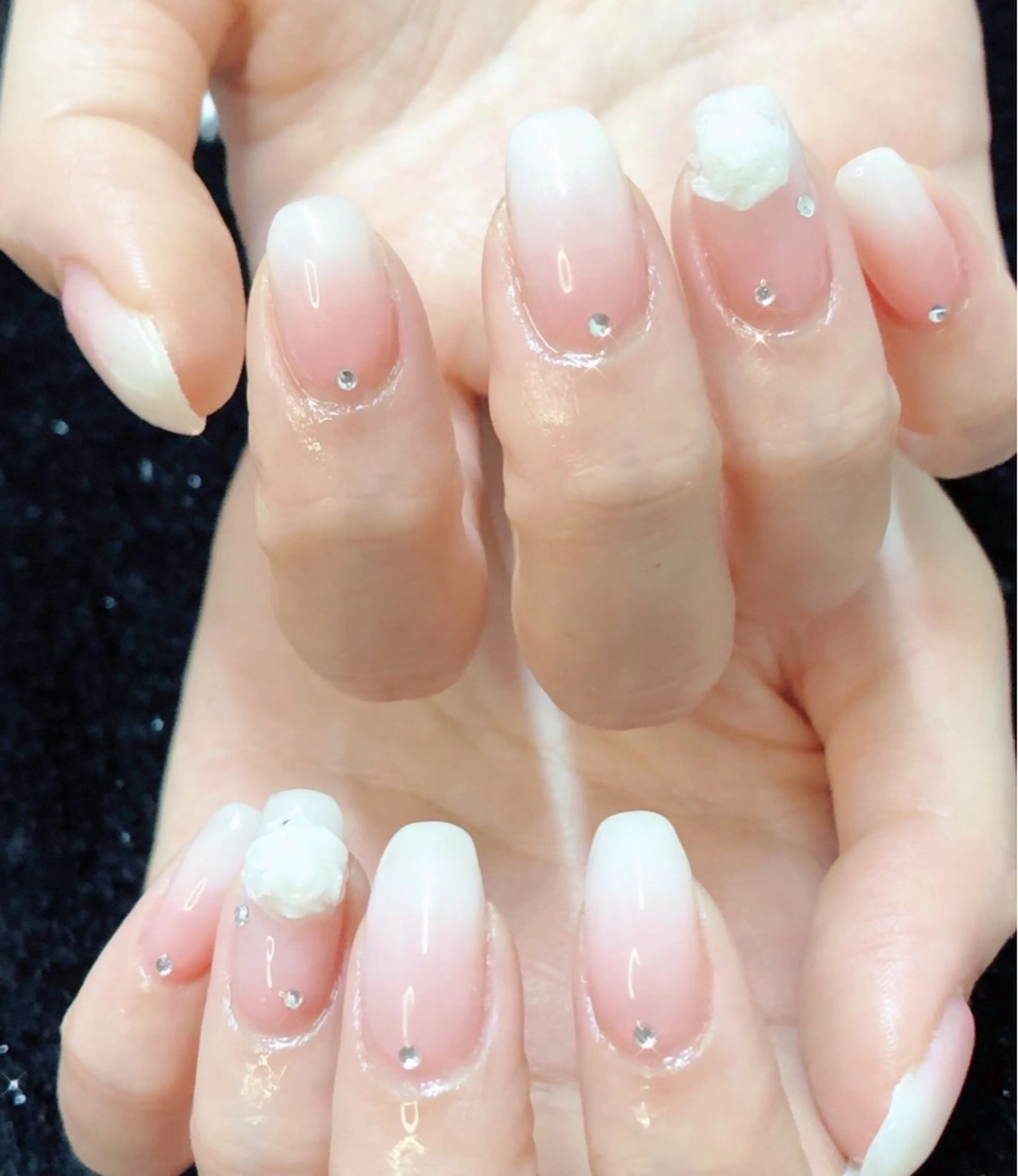 ネイル フレンチネイル ジェルネイル ガラスフレンチ ゴージャス グラデーション ハンドネイル ハンドケア 大門浜松町 ネイルのネイルデザイン