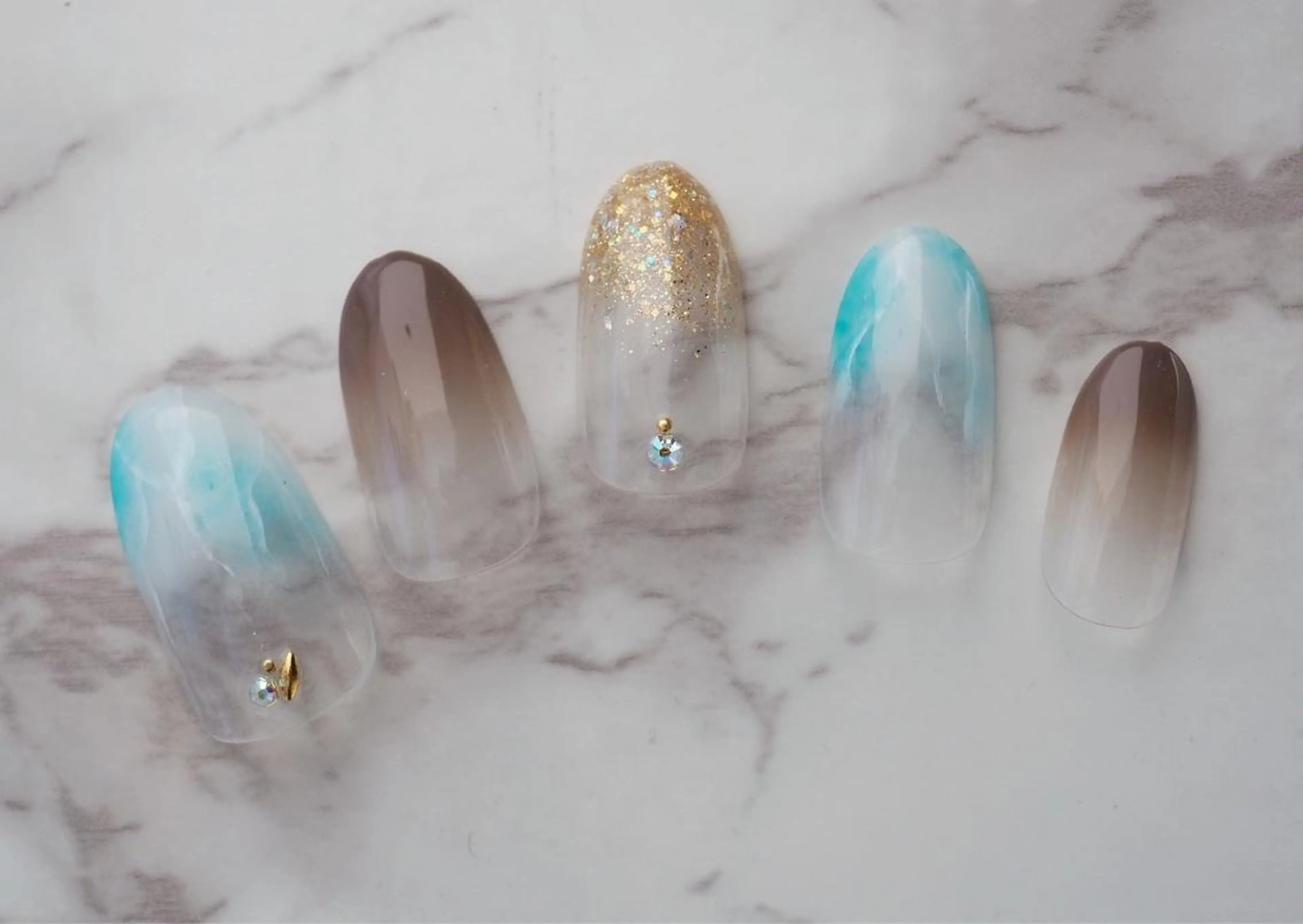 ネイル トップネイリスト Ribbon立川店のネイルデザイン