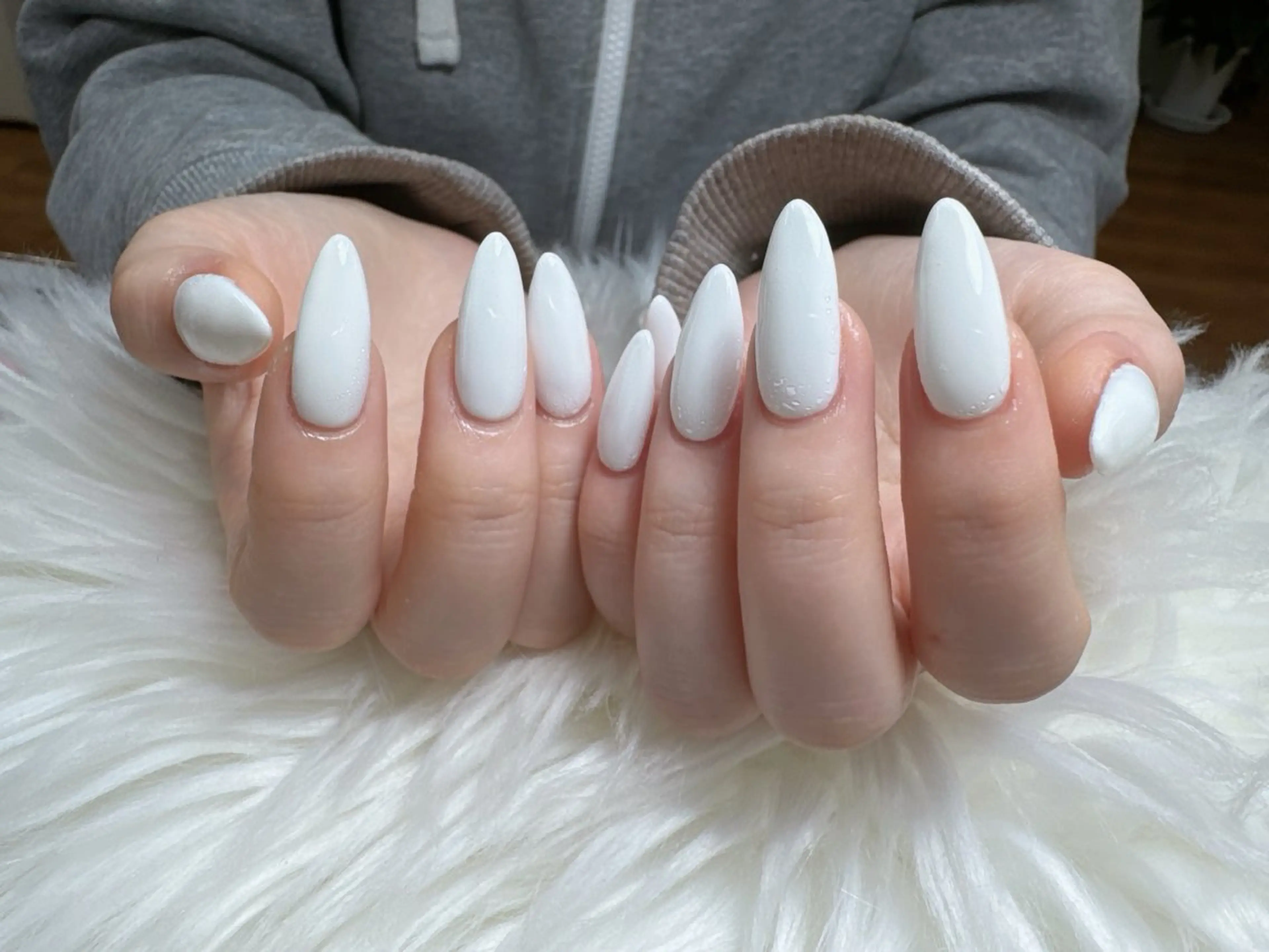 ネイル フレンチネイル グラデーション 韓国ネイル マグネットネイル ミラーネイル ハンドネイル ハンドケア Hara Nail 【パラジェル使用】のネイルデザイン