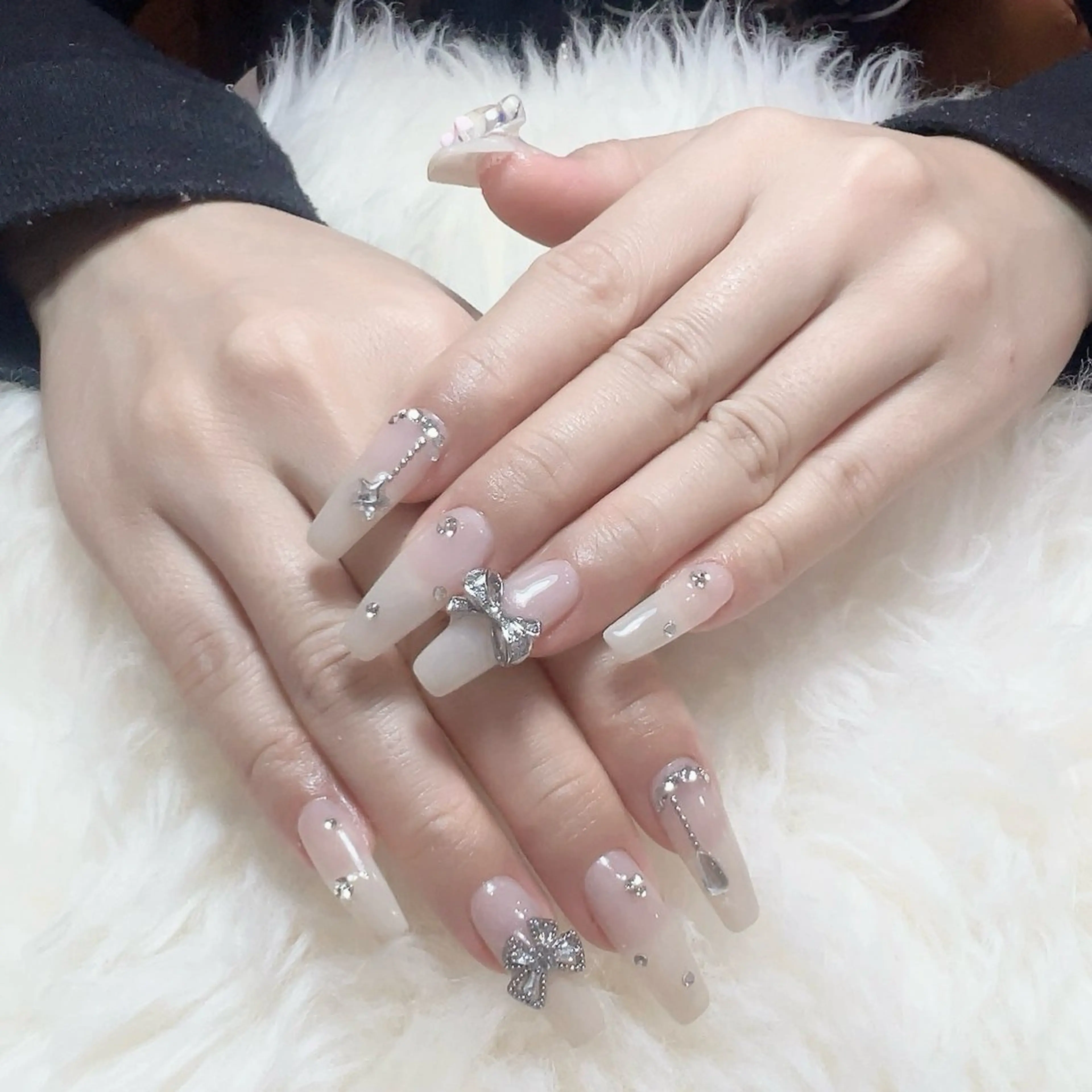 ネイル アートネイル フラッシュネイル フットネイル フレンチネイル ジェルネイル ハンドネイル You&Me Reonaのネイルデザイン