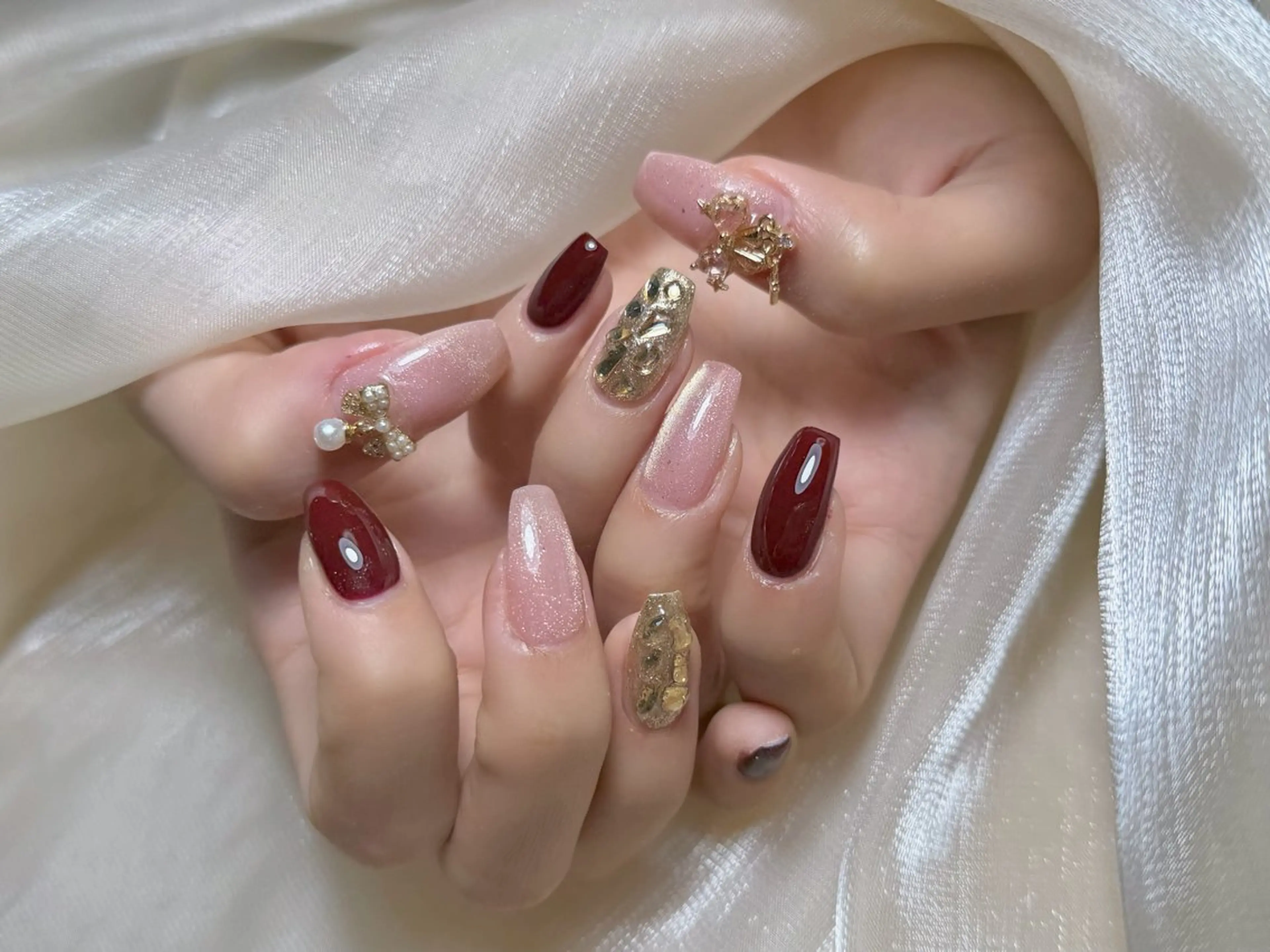 ネイル チークネイル 長さ出し フレンチネイル ジェルネイル 韓国ネイル ハンドネイル Rolakira マニのネイルデザイン