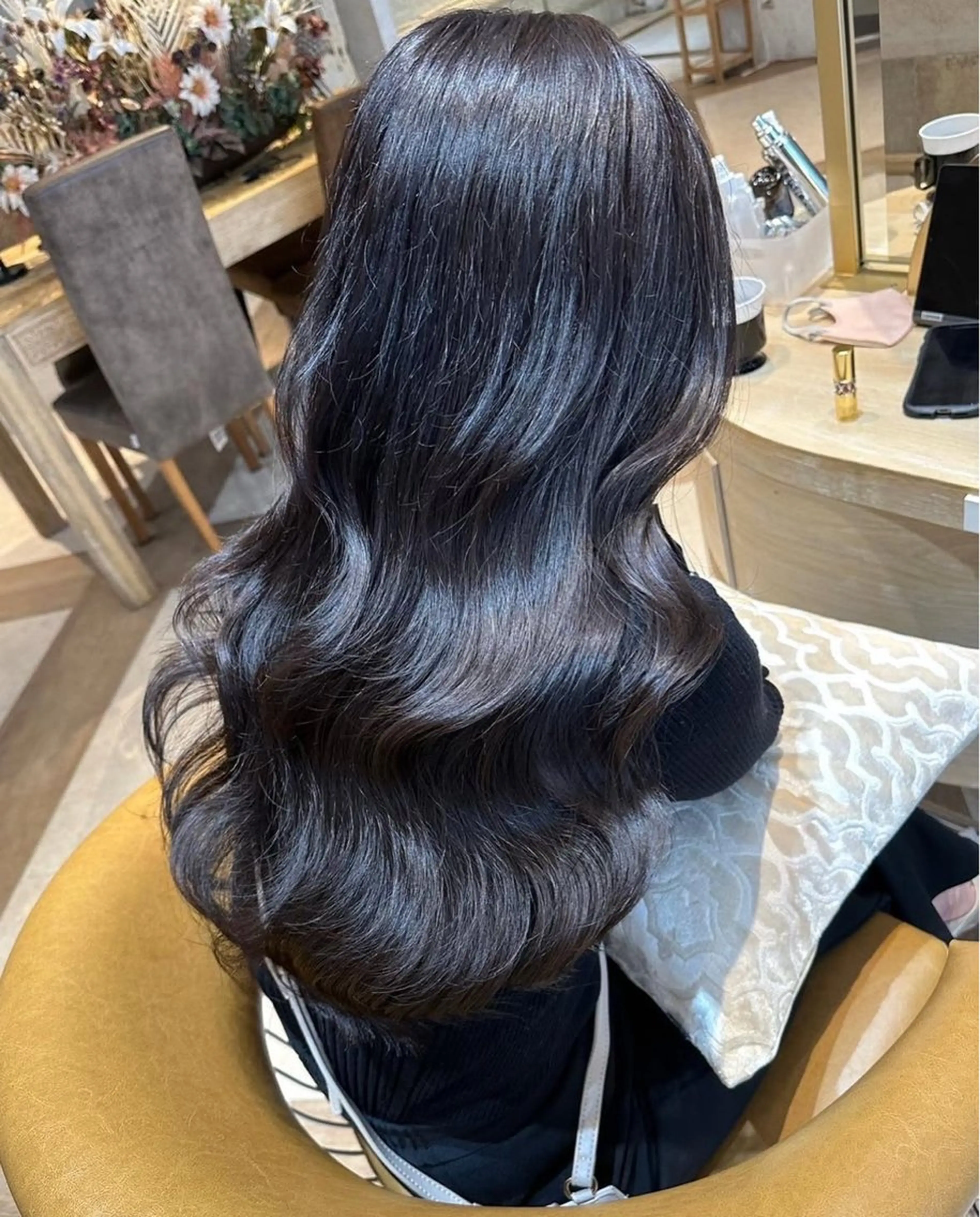 セミロング 服部大地/ブリーチ 無しWカラー髪質改善のヘアスタイル