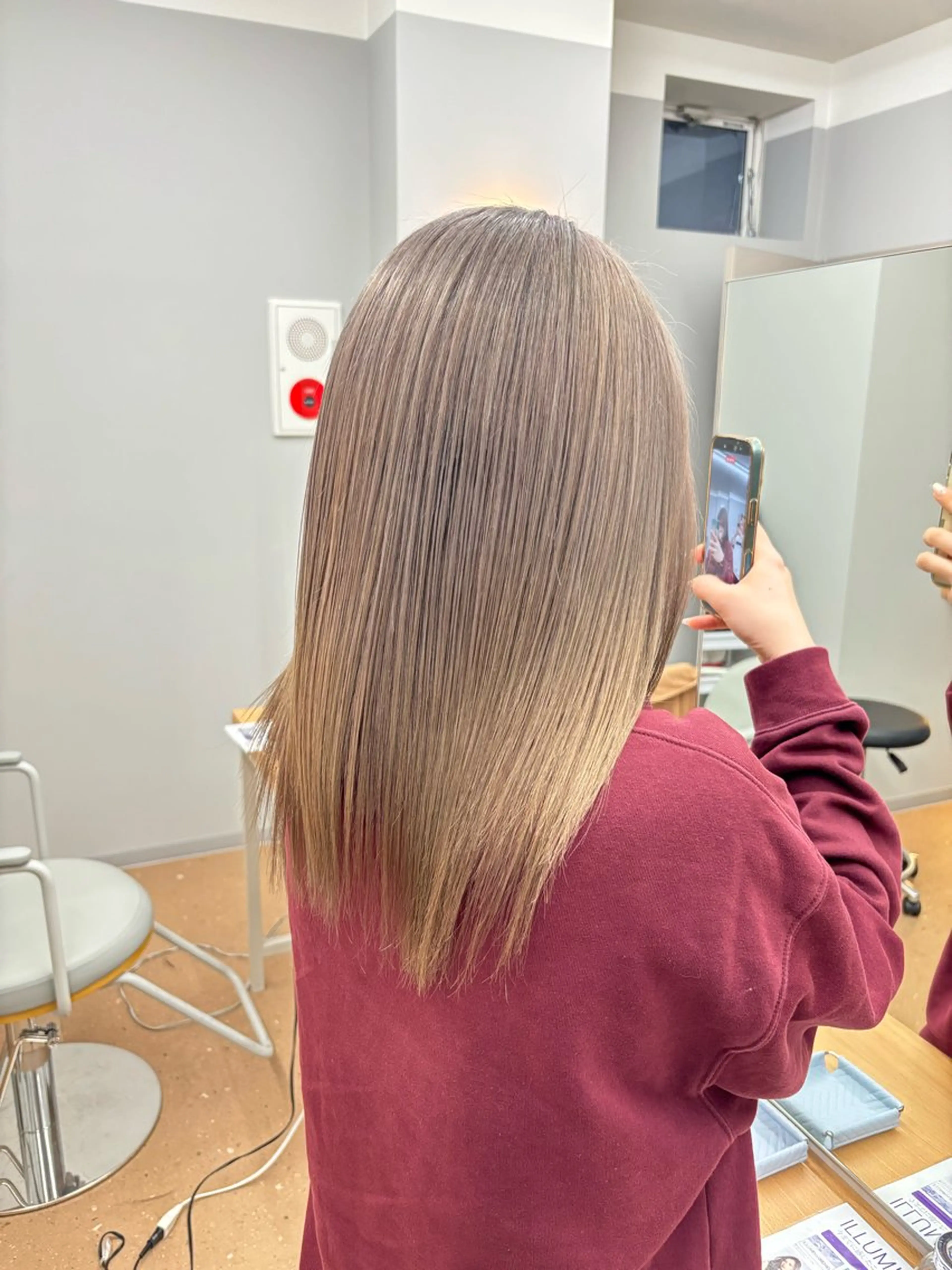 カラー ブリーチ グレージュ ヘアカラー hair Lanish 三郷中央店所属・内藤 美幸のヘアスタイル