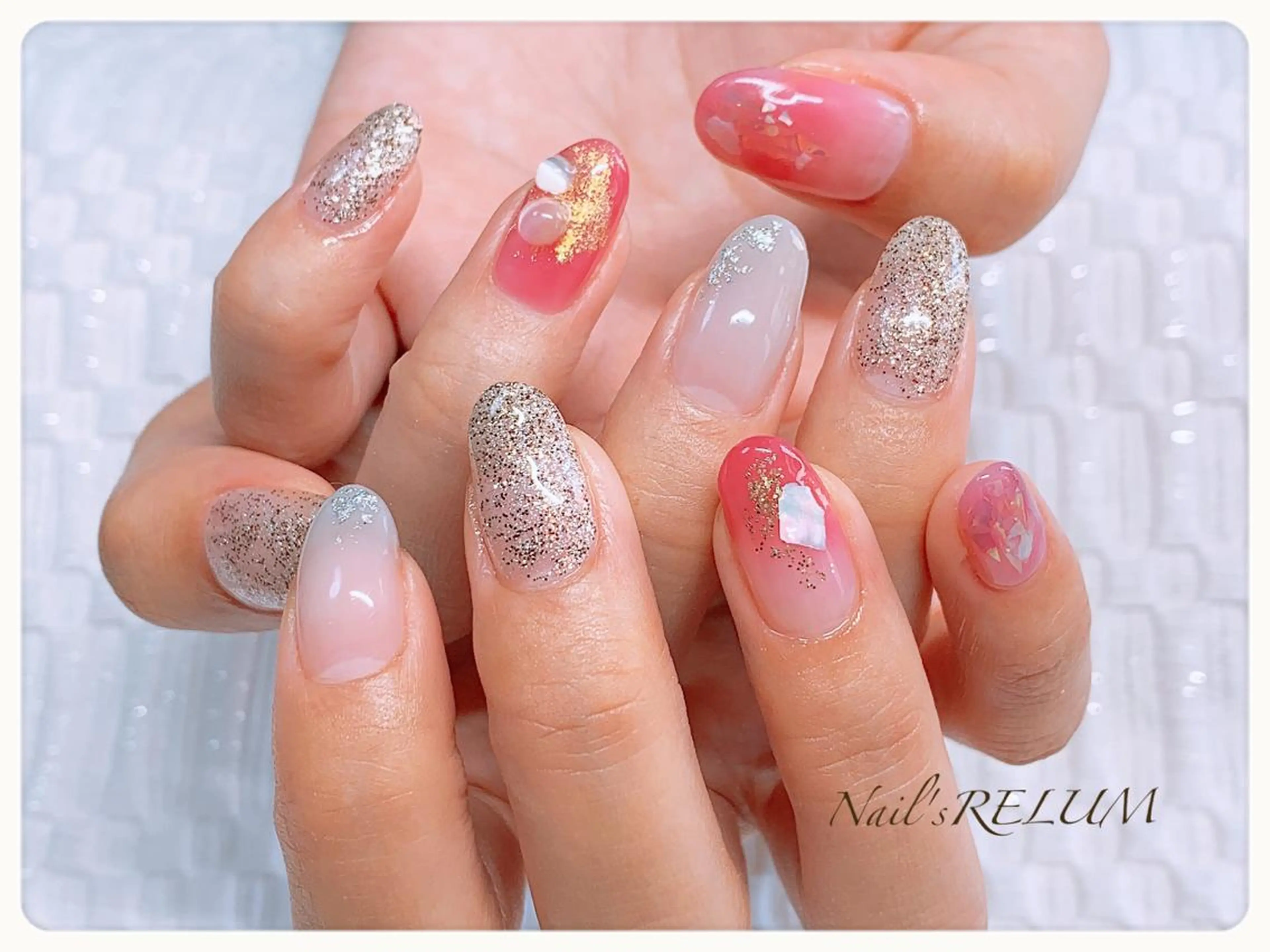 ネイル 持ち込み THECOLORS所属・近貞 莉奈のネイルデザイン